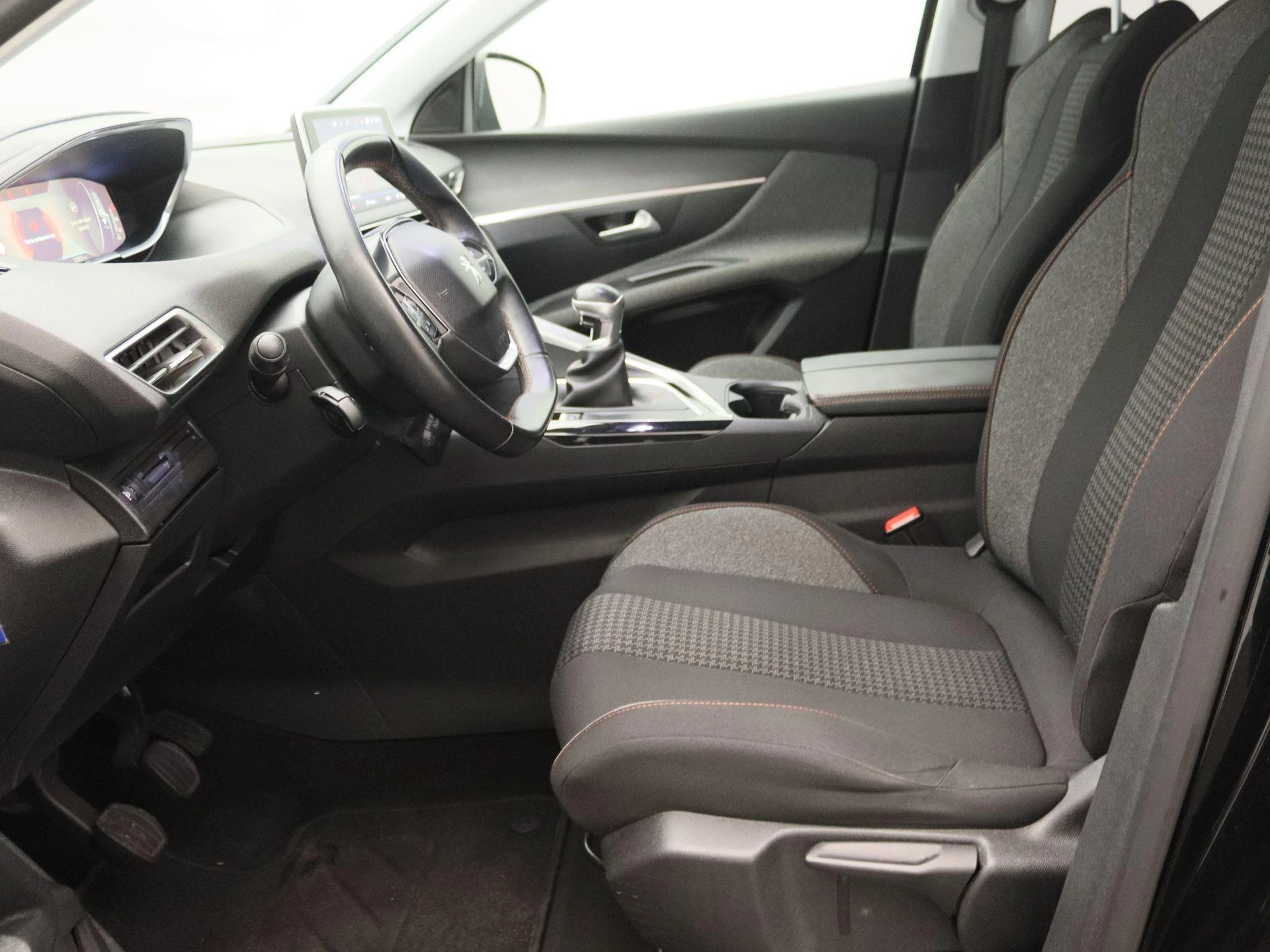 Peugeot-3008-image-12