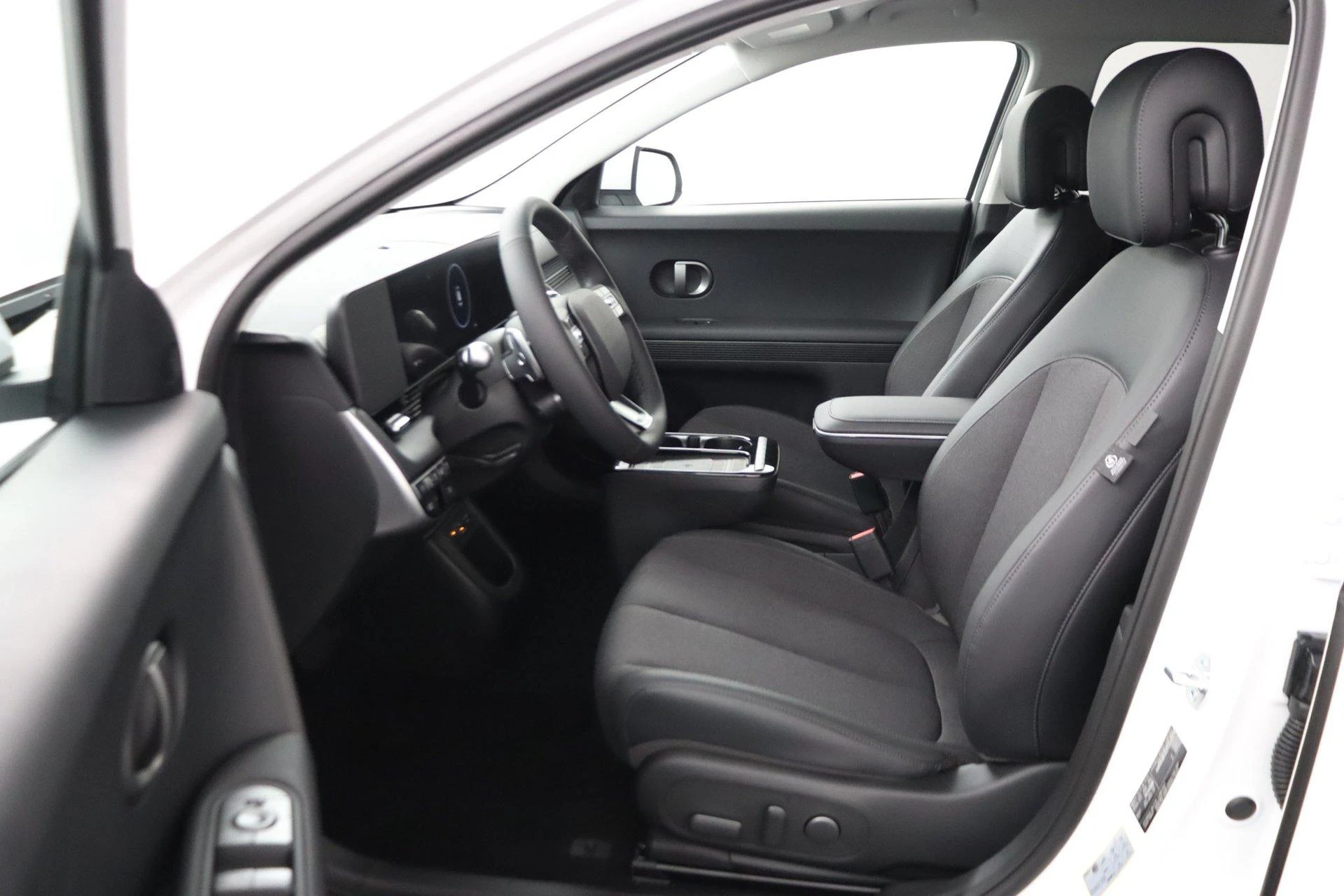 Hyundai-IONIQ 5-image-14