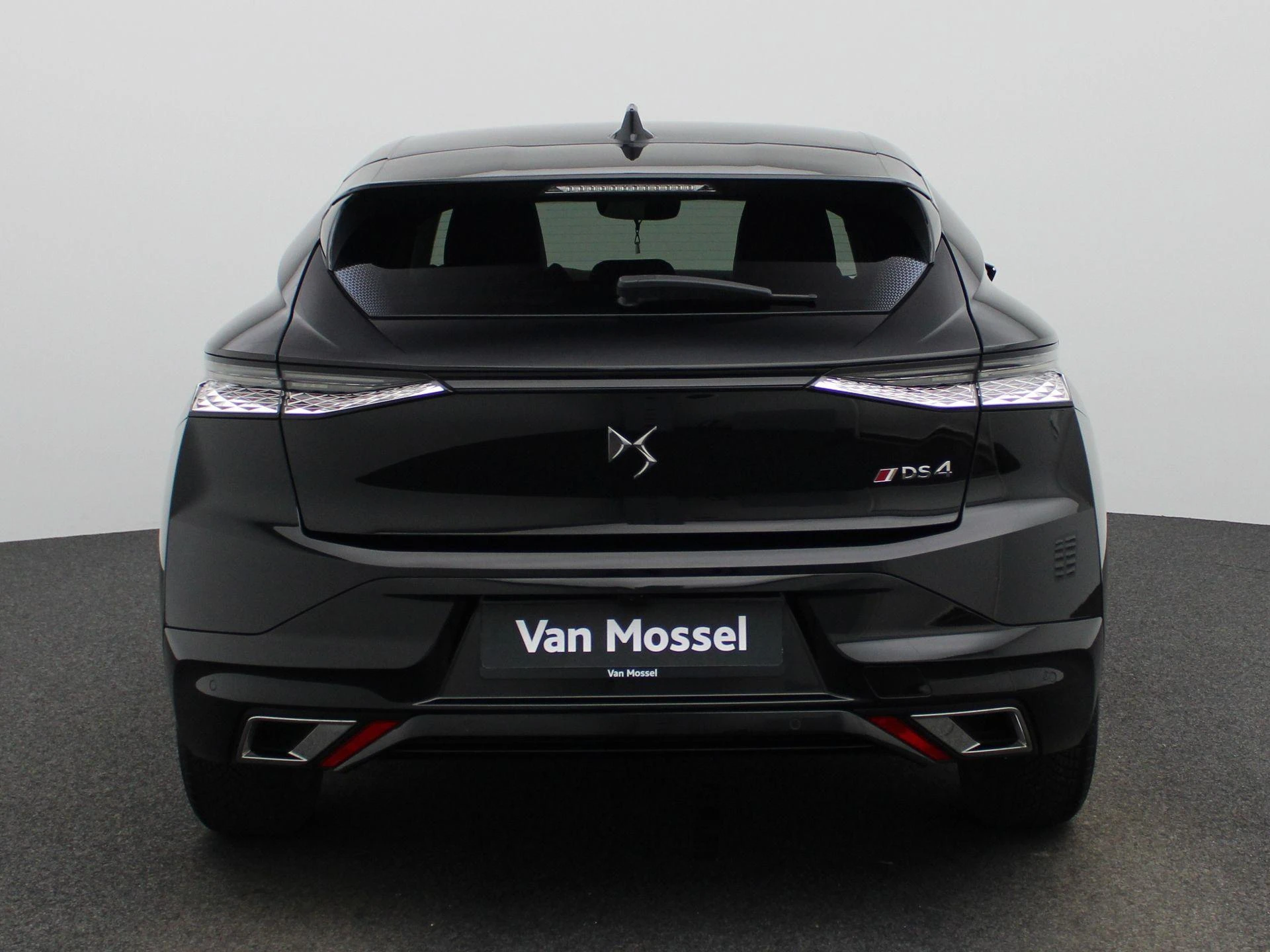 DS DS 4 PureTech 130 Auto Performance Line