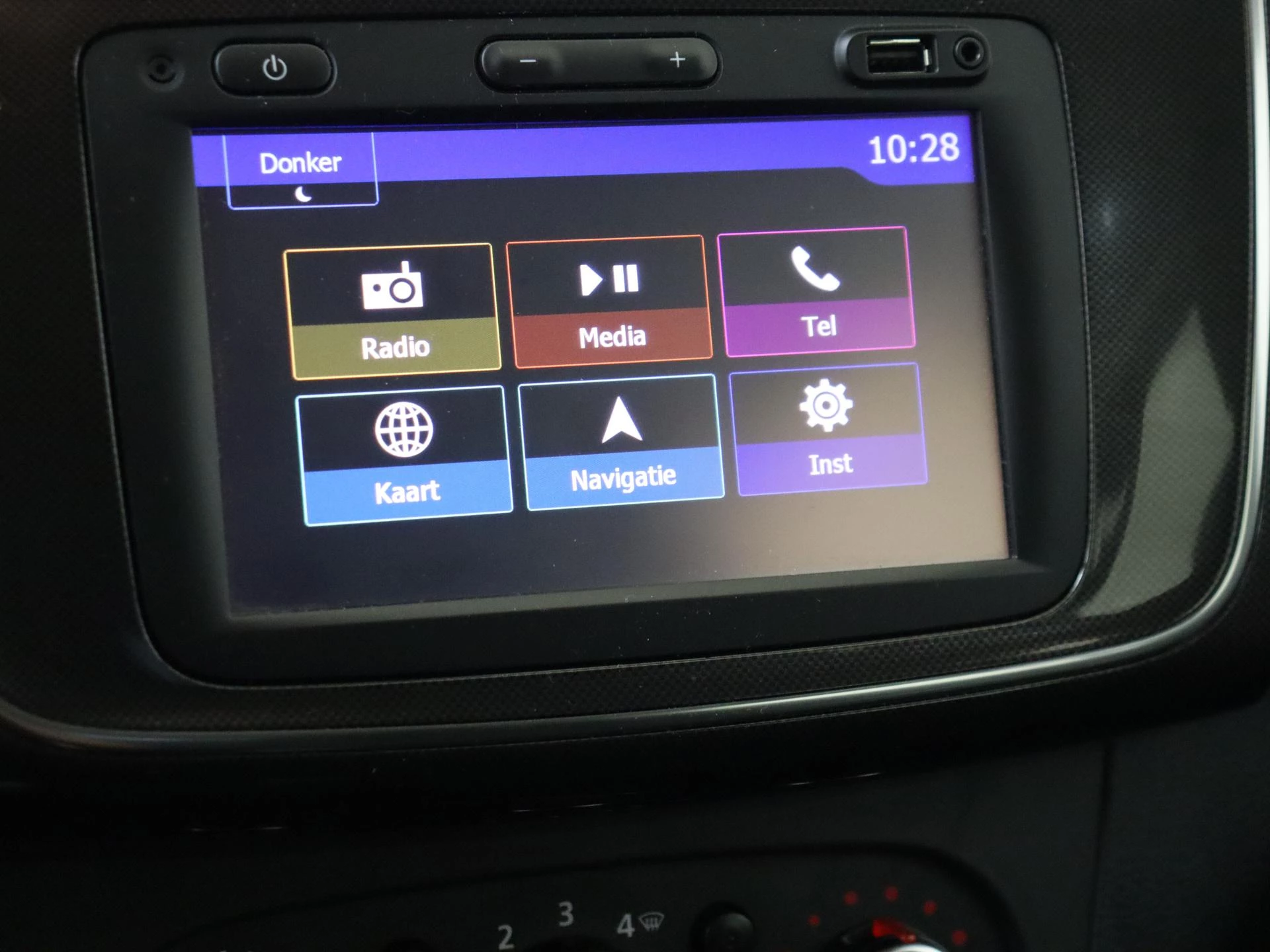 Dacia-Logan-image-15