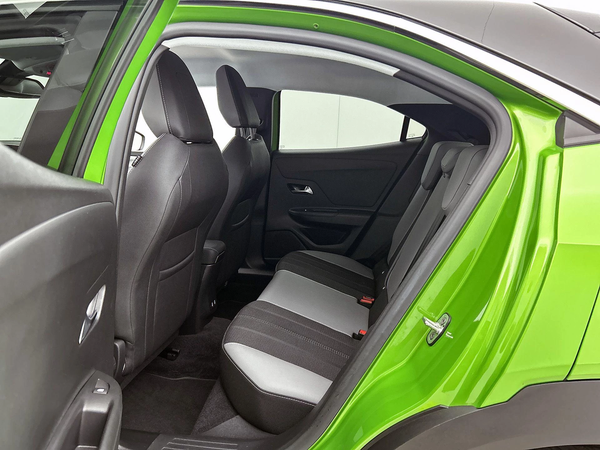 Opel-Mokka-image-25