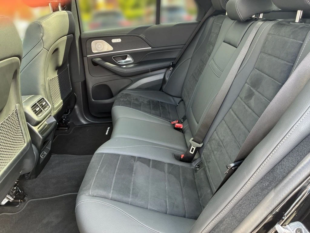 Mercedes-Benz-GLE 450 d-image-9
