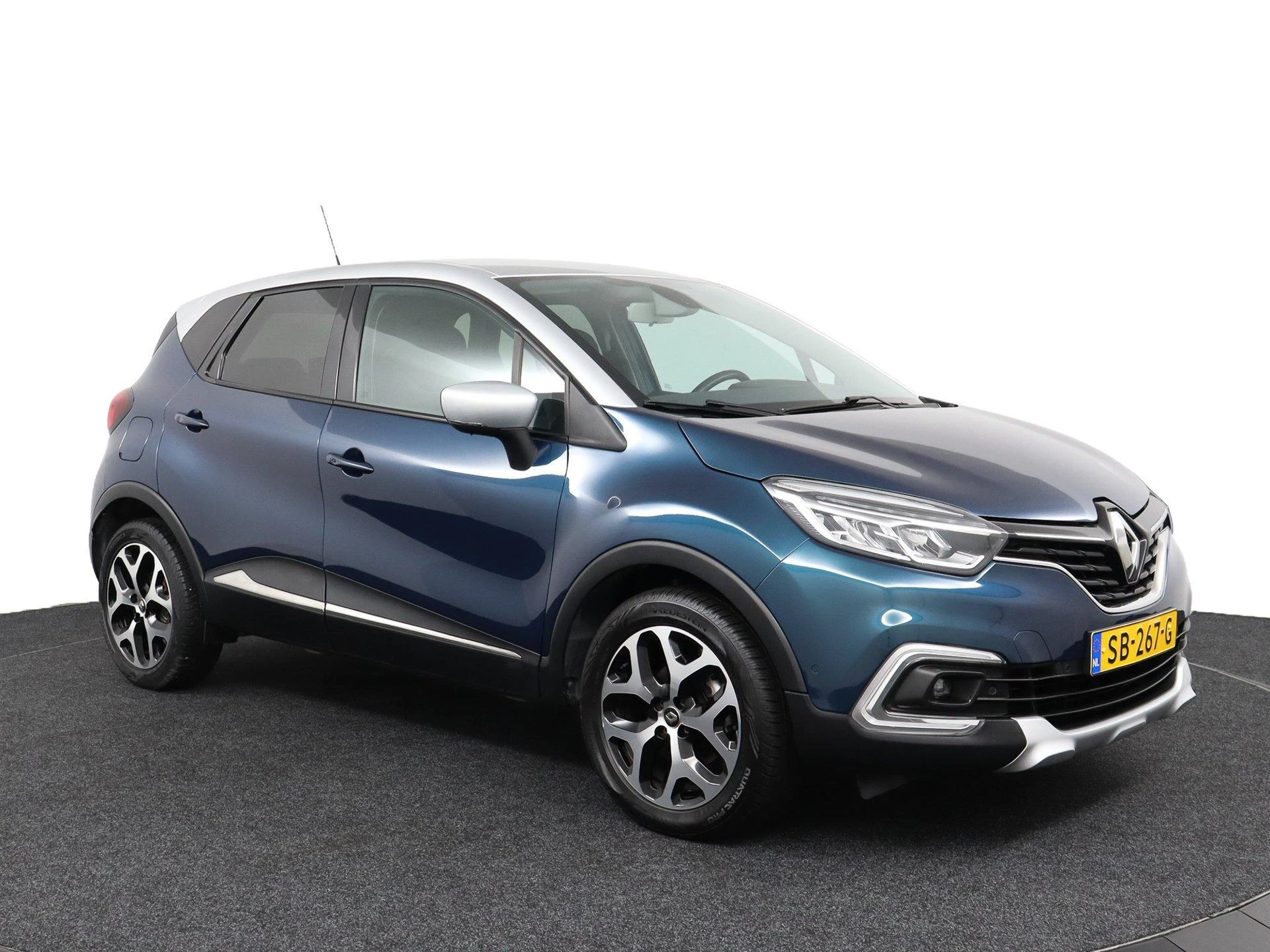Renault-Captur-image-11