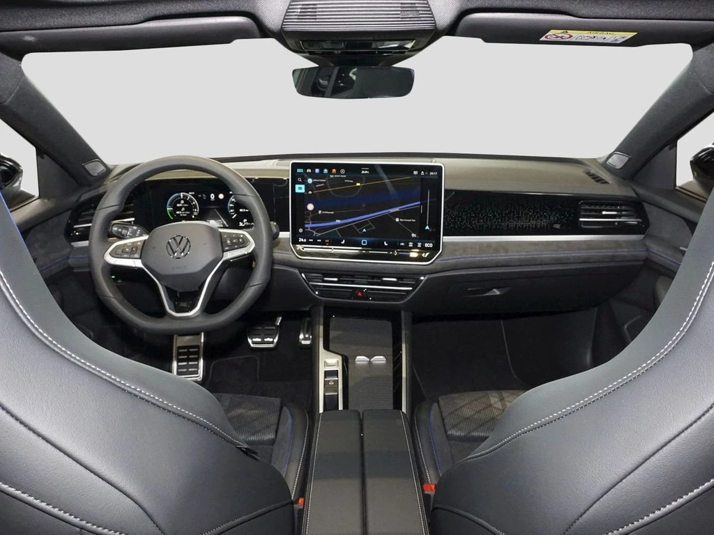 Volkswagen Passat Variant 1.5 eHybrid DSG R-Line Pano