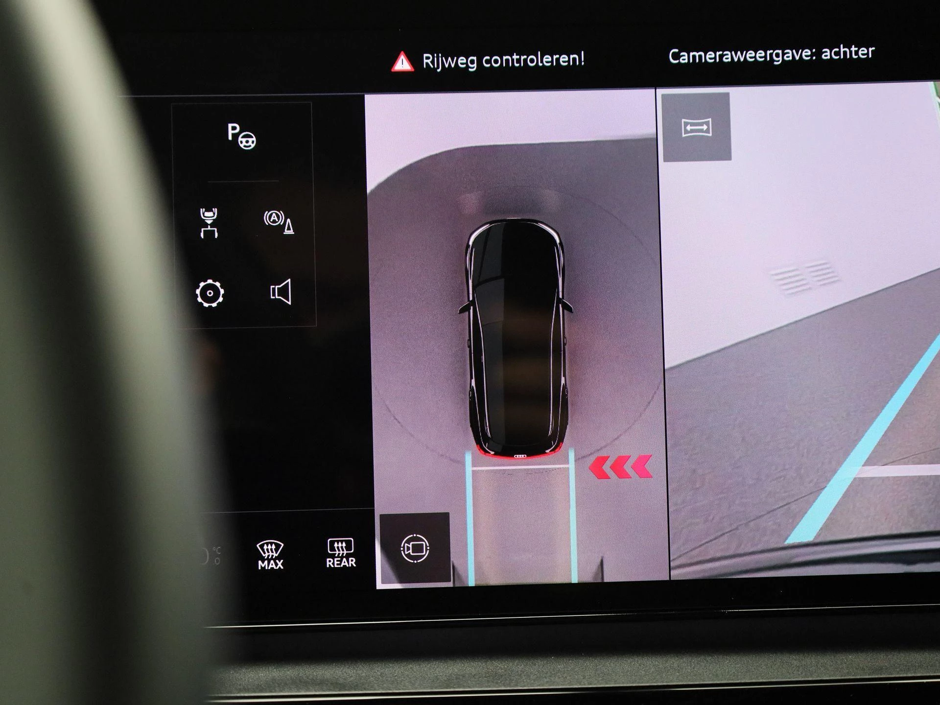 Audi-Q6 e-tron-image-36