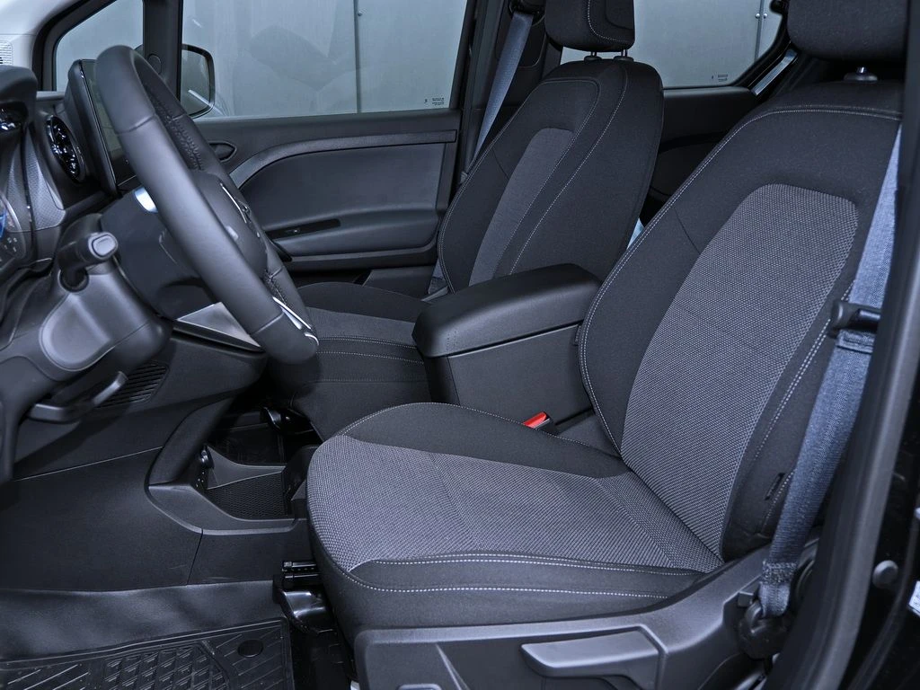Mercedes-Benz-eCitan-image-10