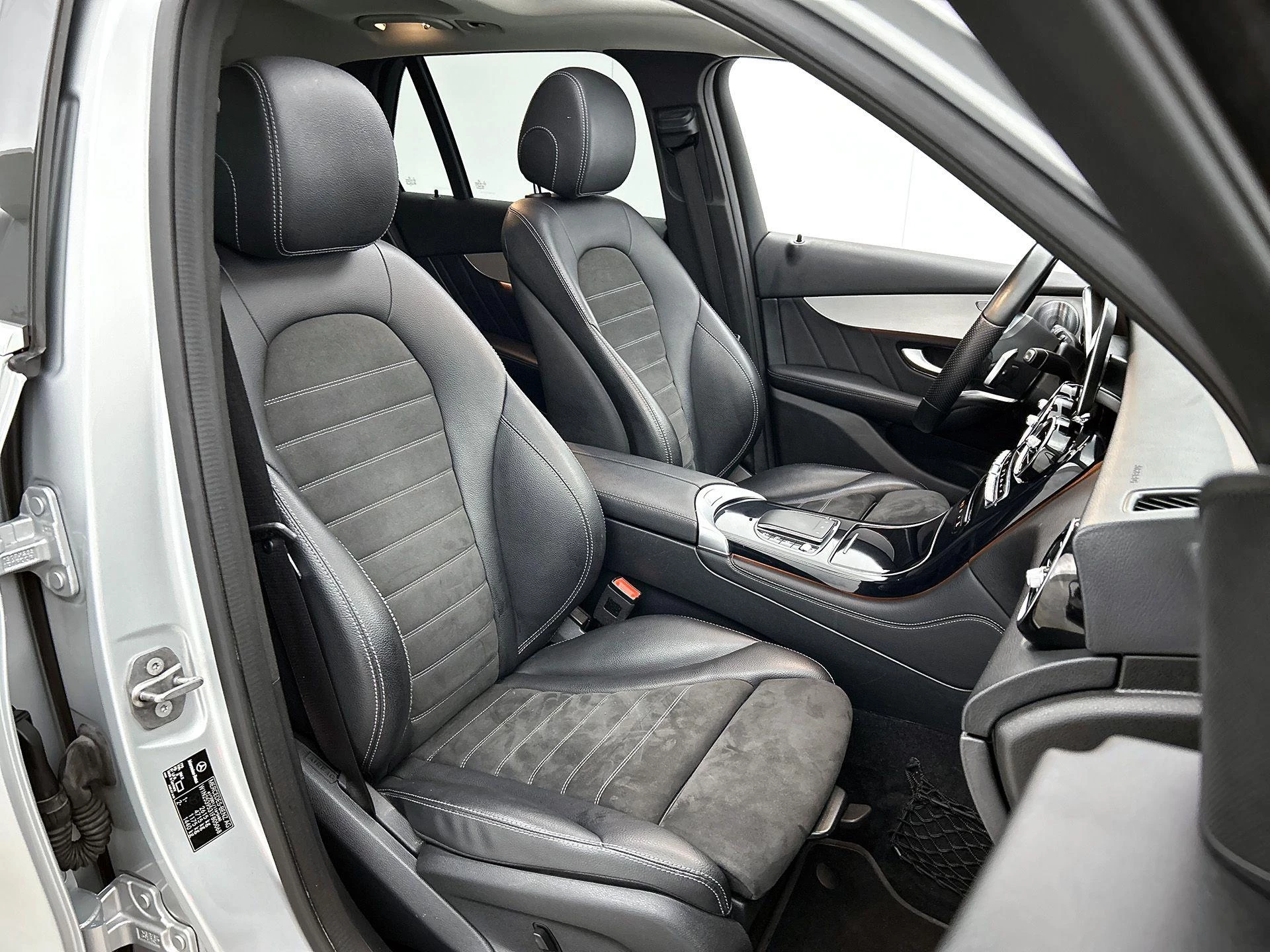Mercedes-Benz GLC 300e 4MATIC Business Solution AMG