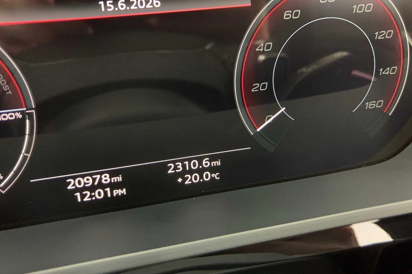Audi-e-tron-image-12