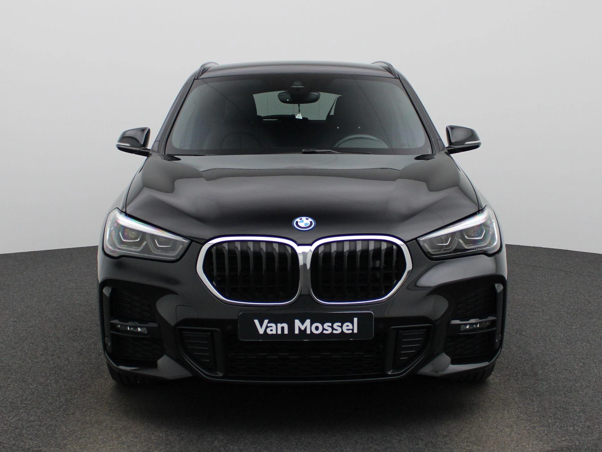 BMW-X1-image-2