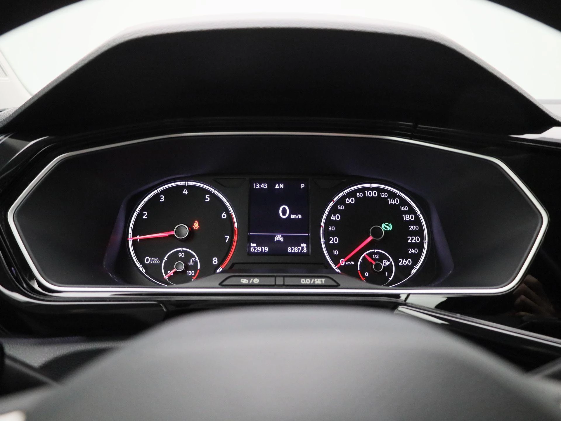 Volkswagen-T-Cross-image-12