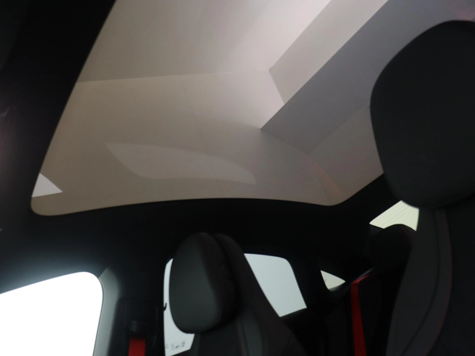 Mercedes-Benz-CLA-image-26