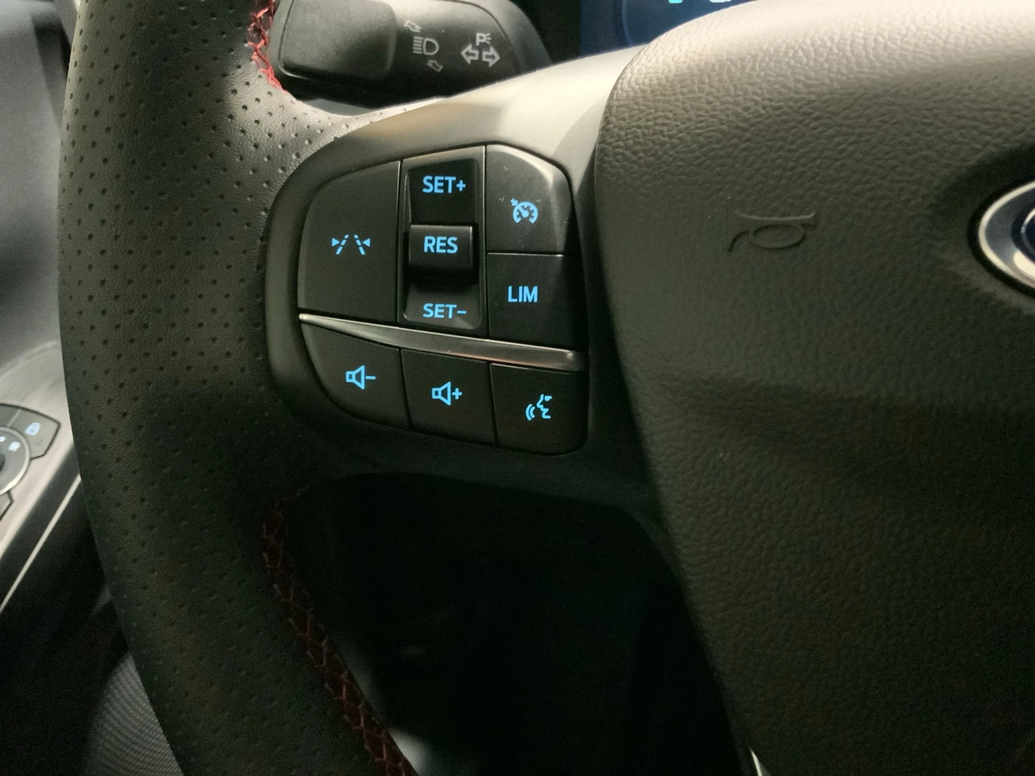 Ford Kuga ST-Line Plug-in*LED-MATRIX*KAM*NAVI*WINTER-PKT.