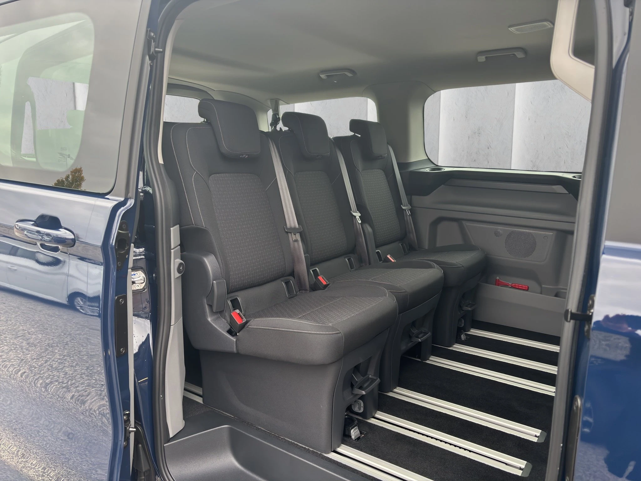 Ford-Tourneo Custom-image-10