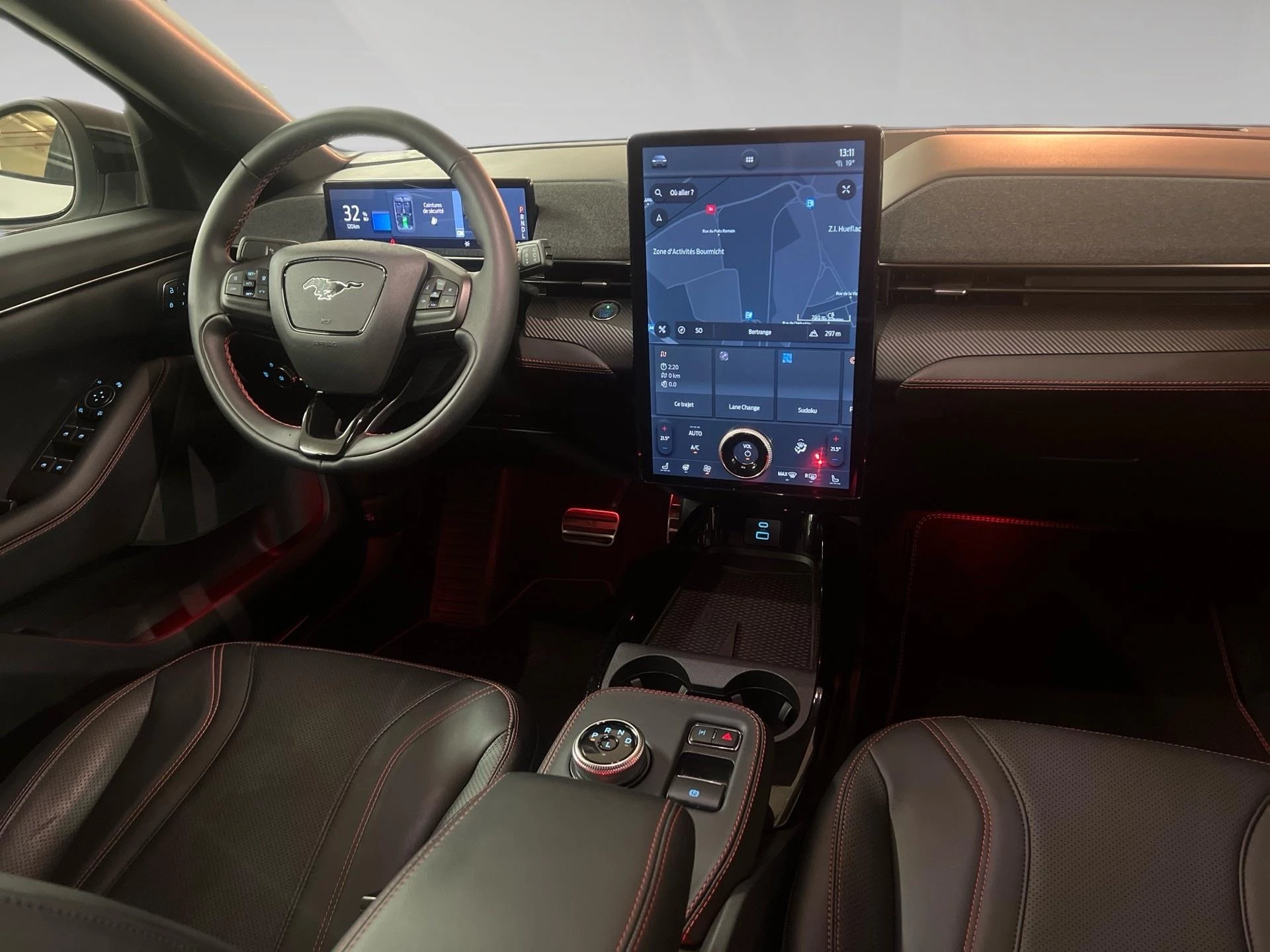 Ford-Mustang Mach-E-image-5