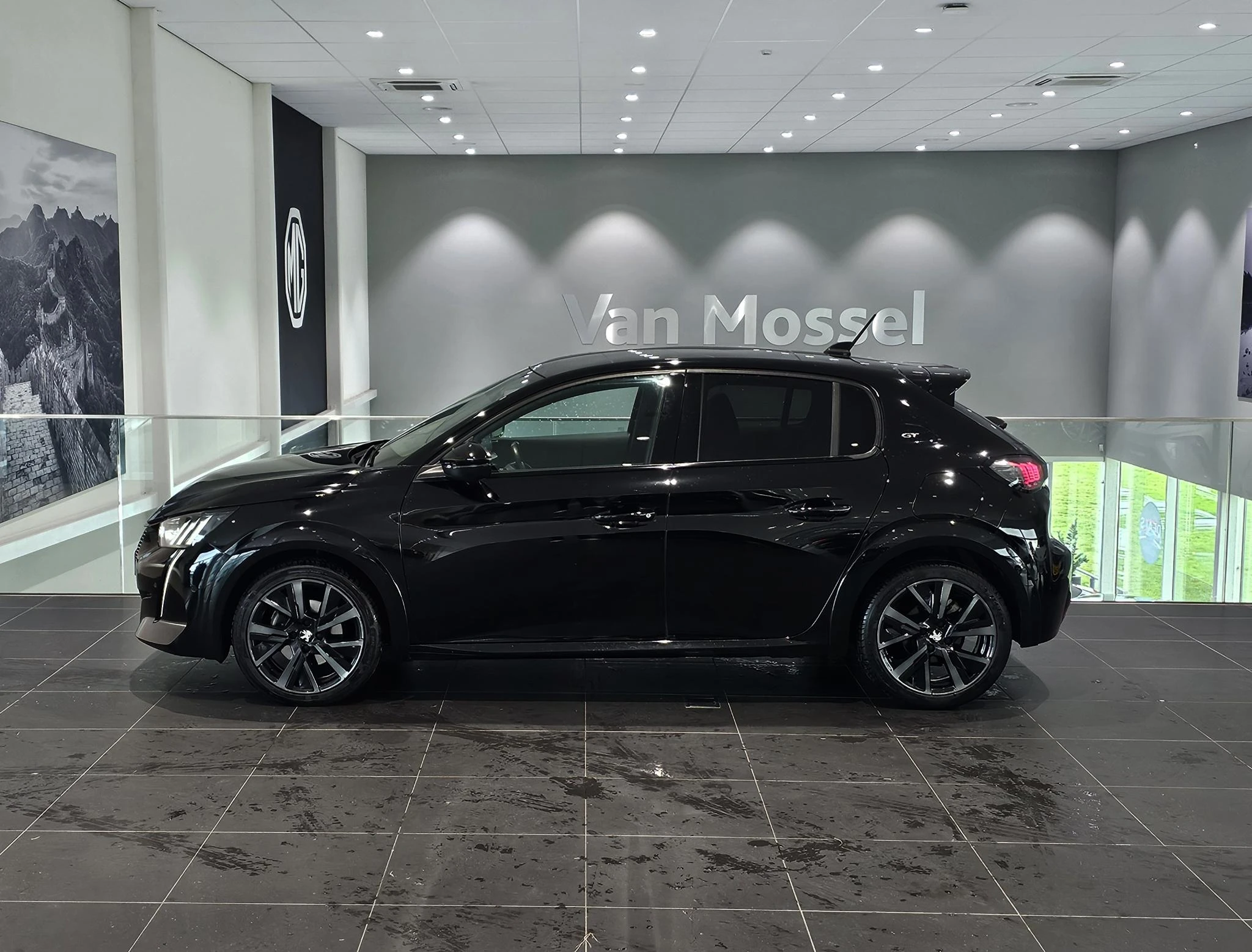 Peugeot-208-image-7