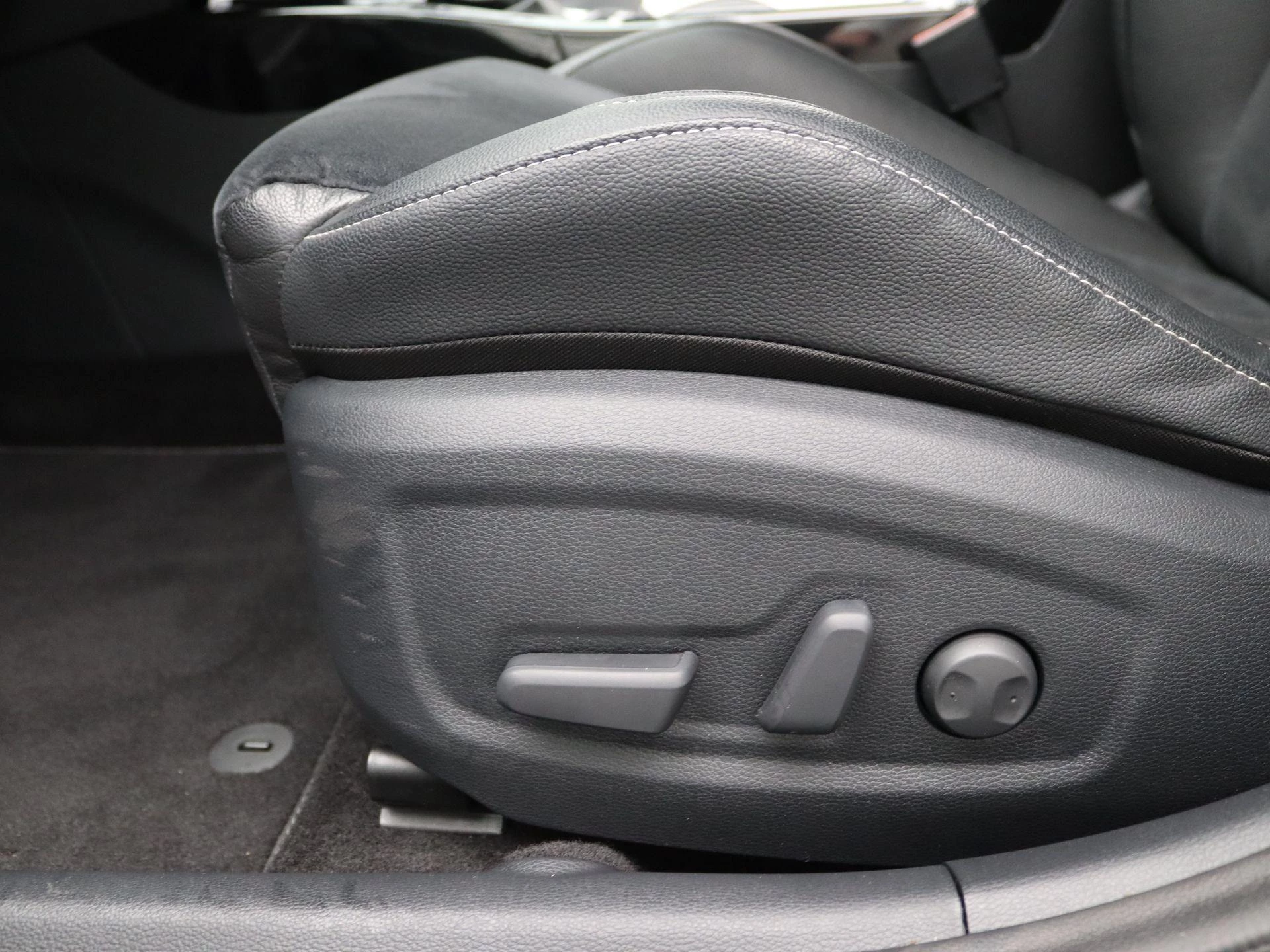 Kia-ProCeed-image-29