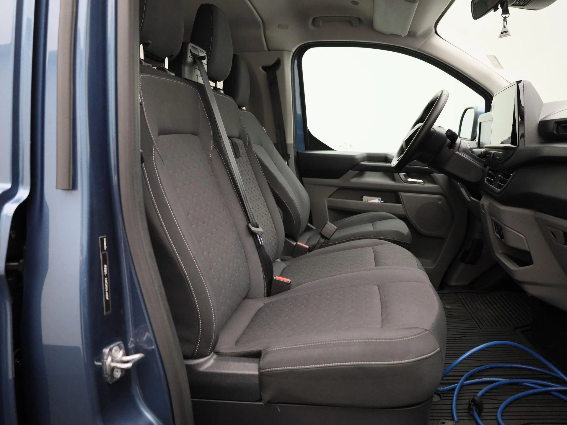 Ford-Transit Custom-image-34
