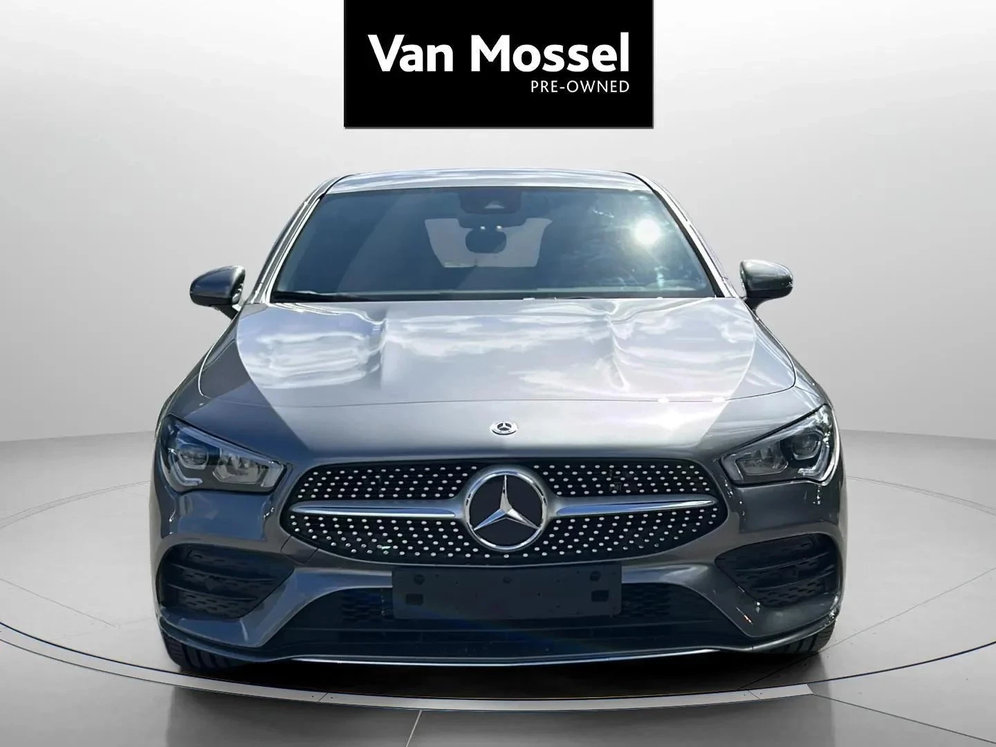 Mercedes-Benz-CLA-image-1