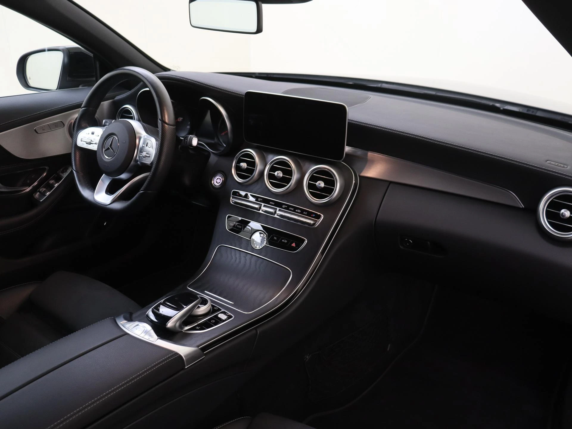 Mercedes-Benz C-Klasse Cabrio 180 Premium Plus Pack
