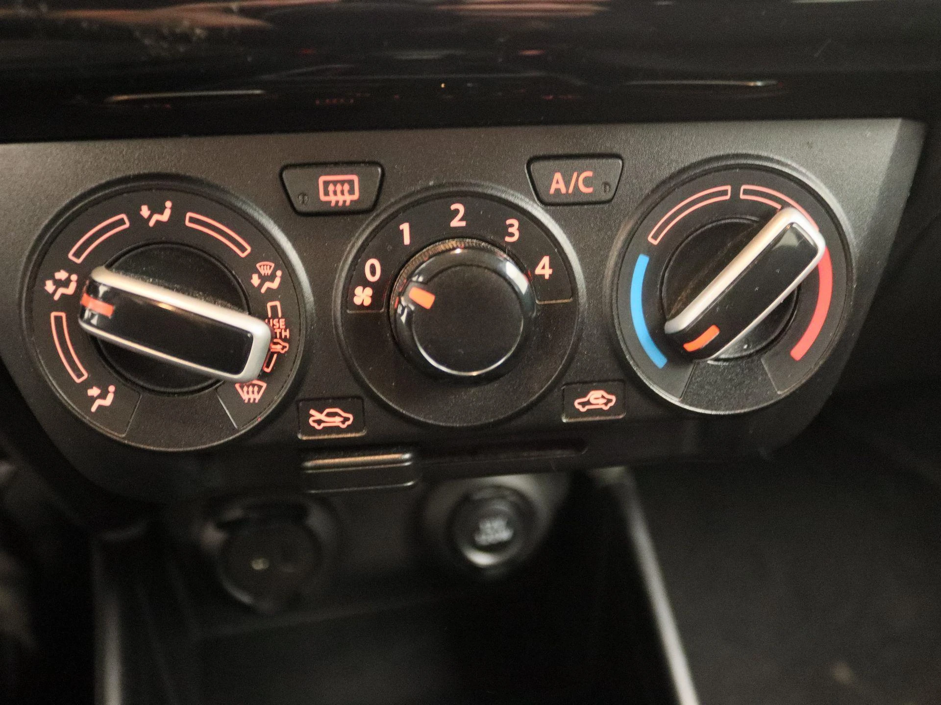 Suzuki-Swift-image-17