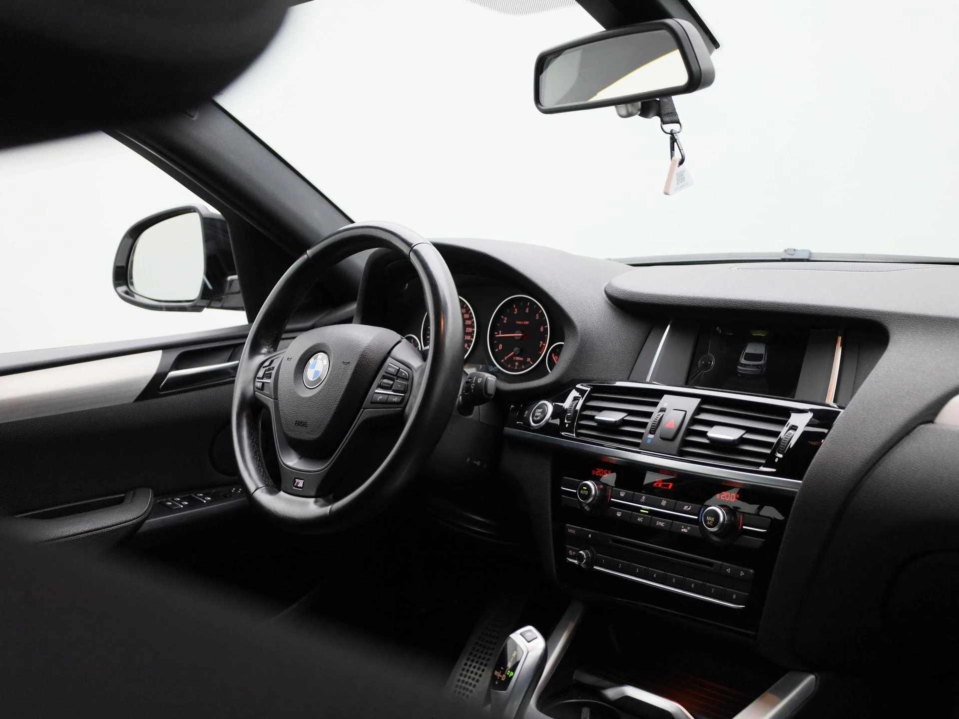BMW-X4-image-36