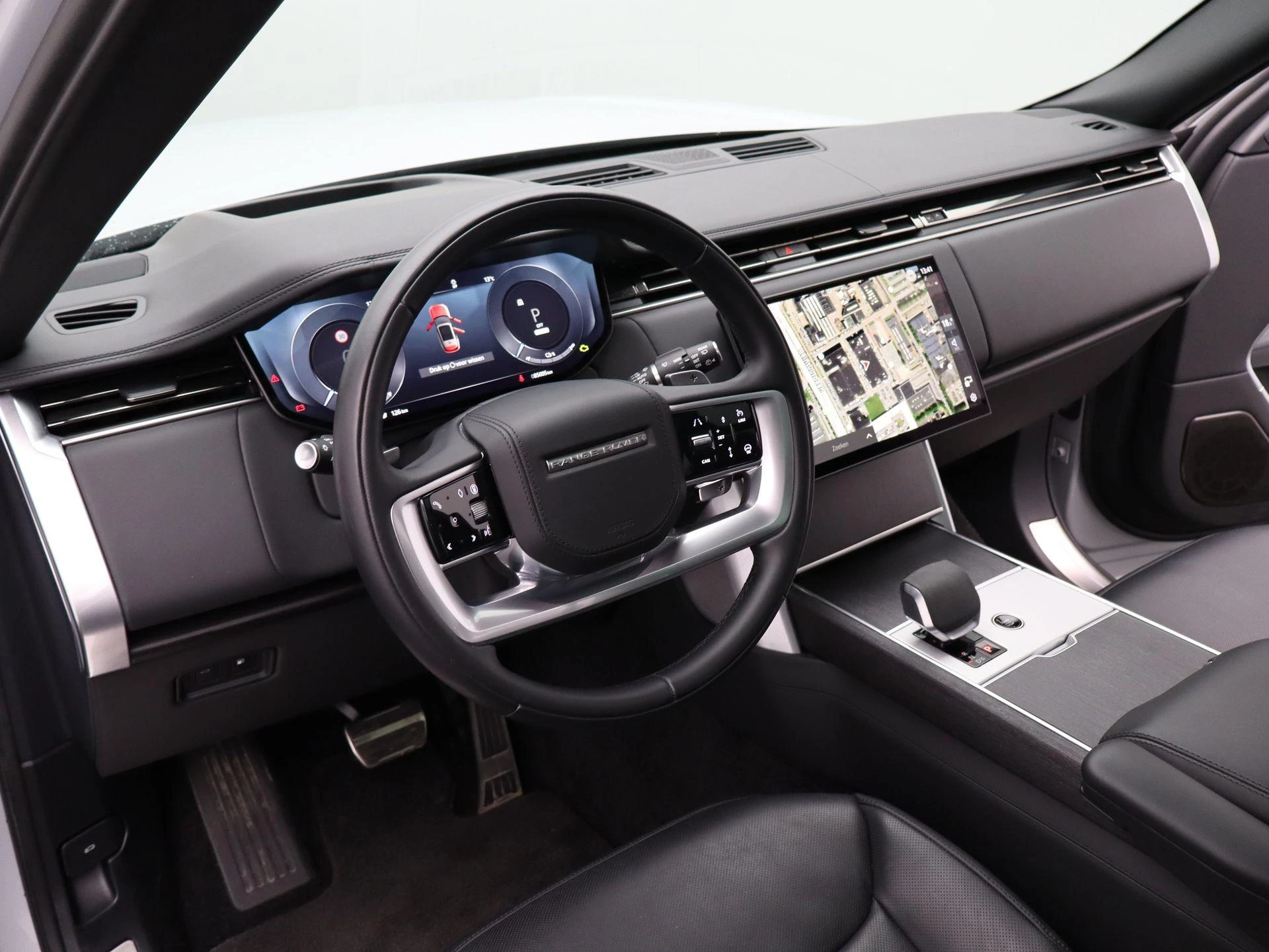Land Rover-Range Rover-image-35