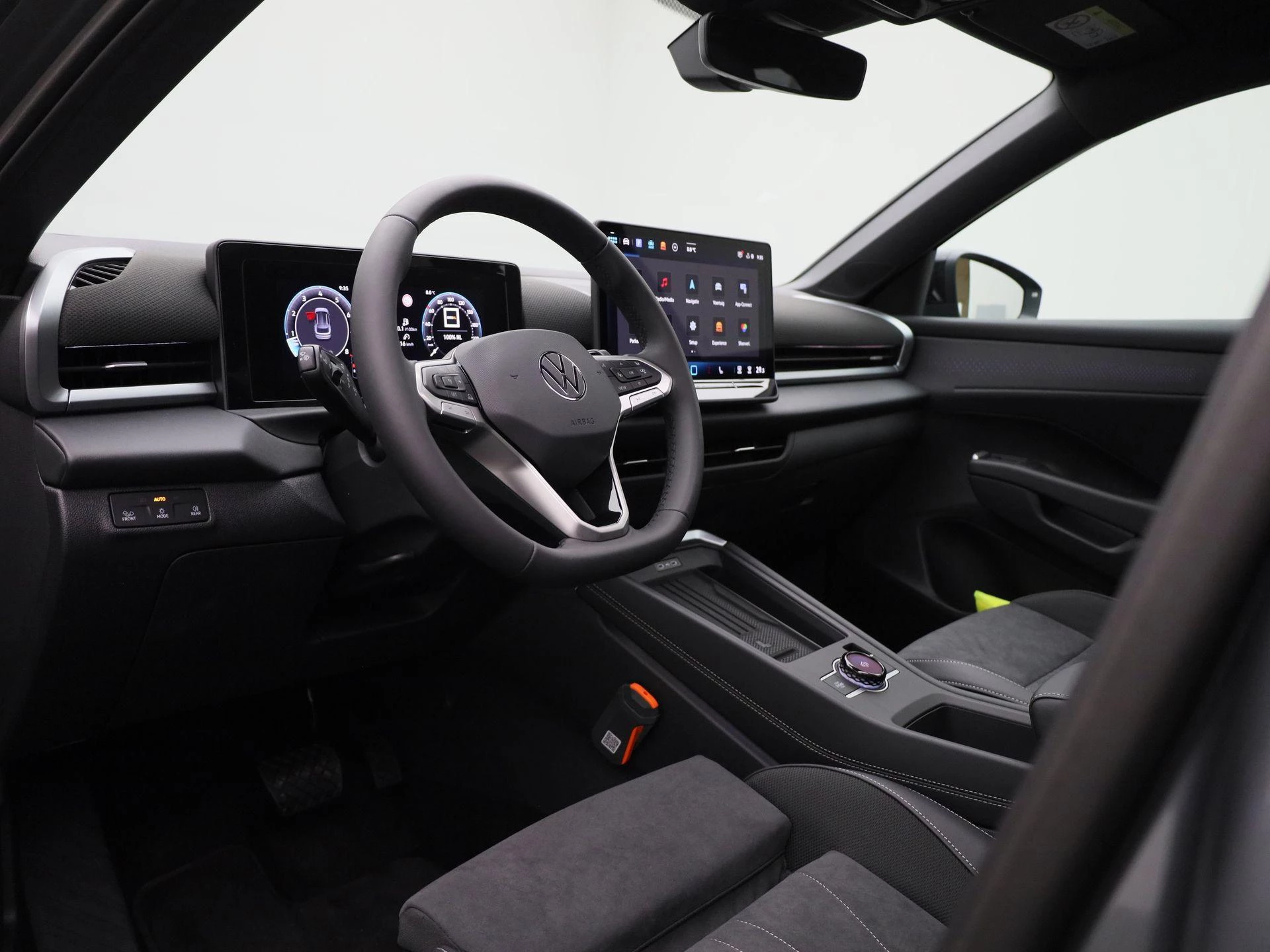 Volkswagen T-Roc 1.5 eTsi Style First Edition