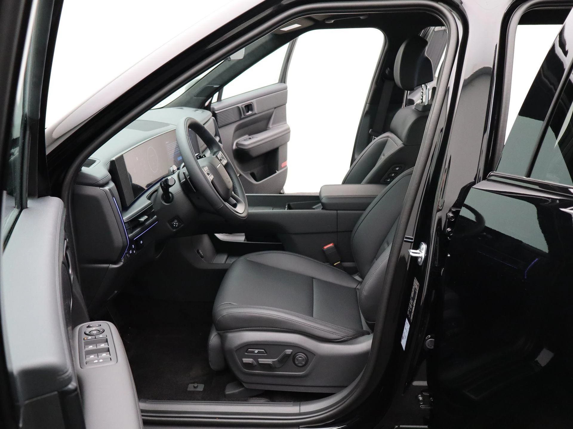 Hyundai-Santa Fe-image-11