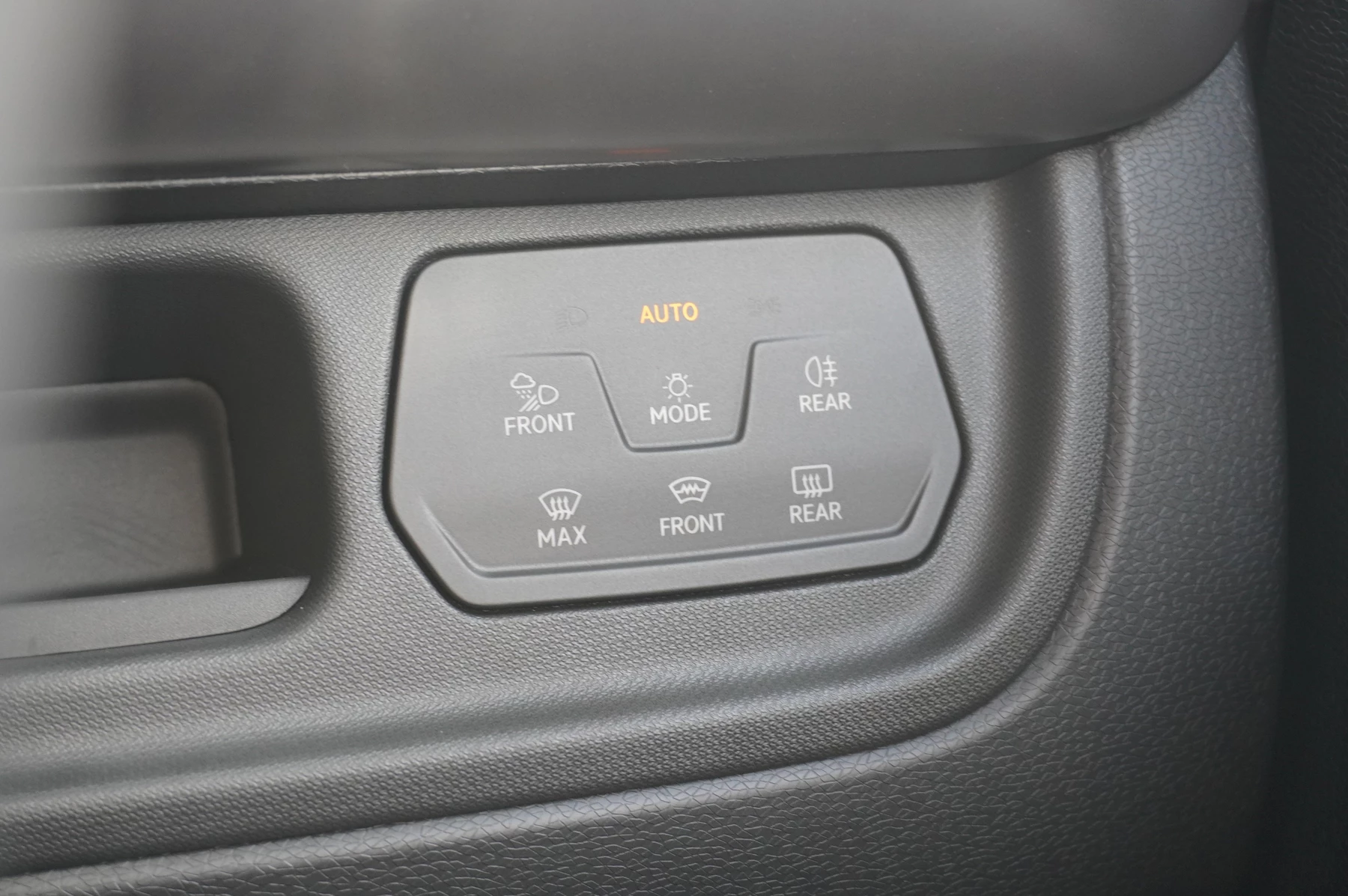 Volkswagen-ID. Buzz-image-32