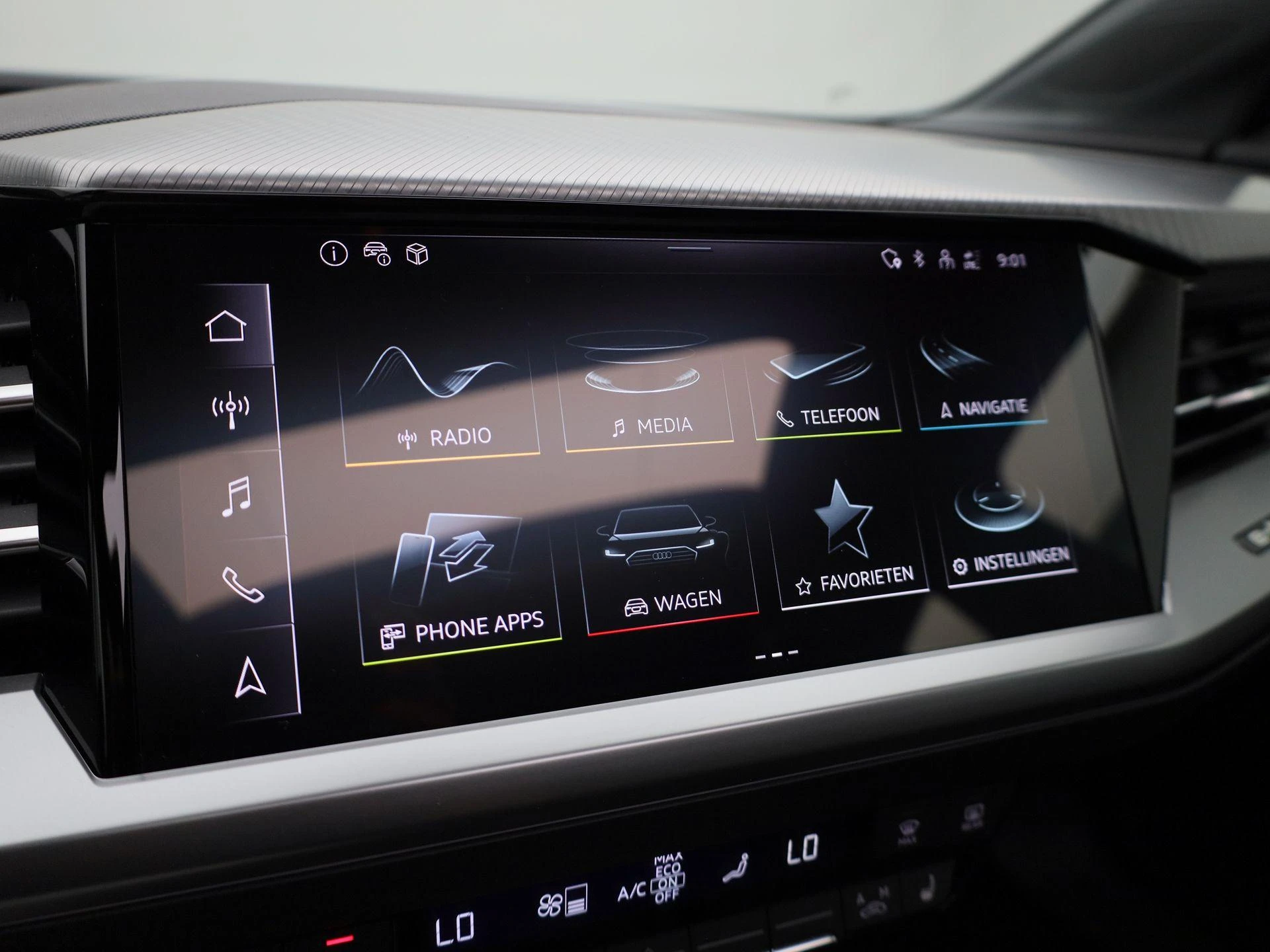 Audi-Q4 e-tron-image-33