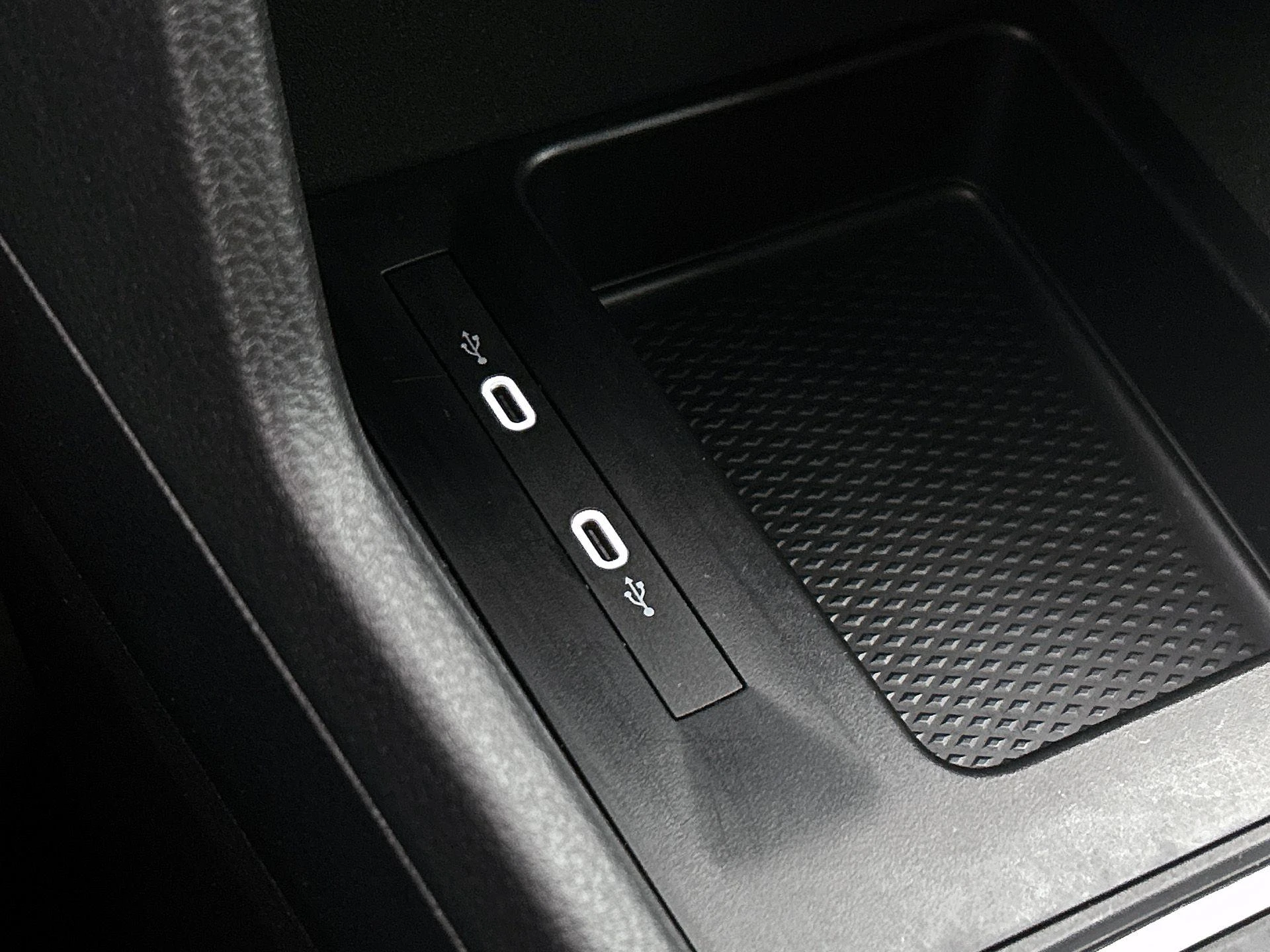Volkswagen-Caddy-image-30