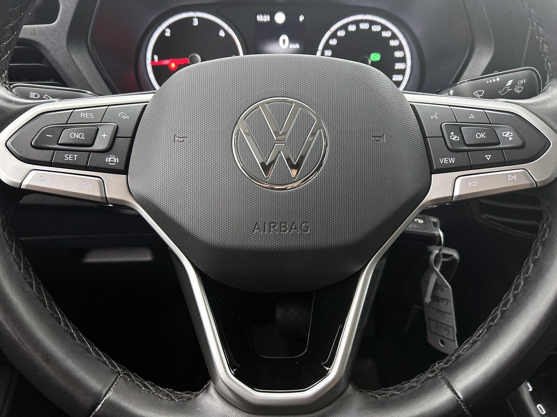 Volkswagen-Caddy-image-29