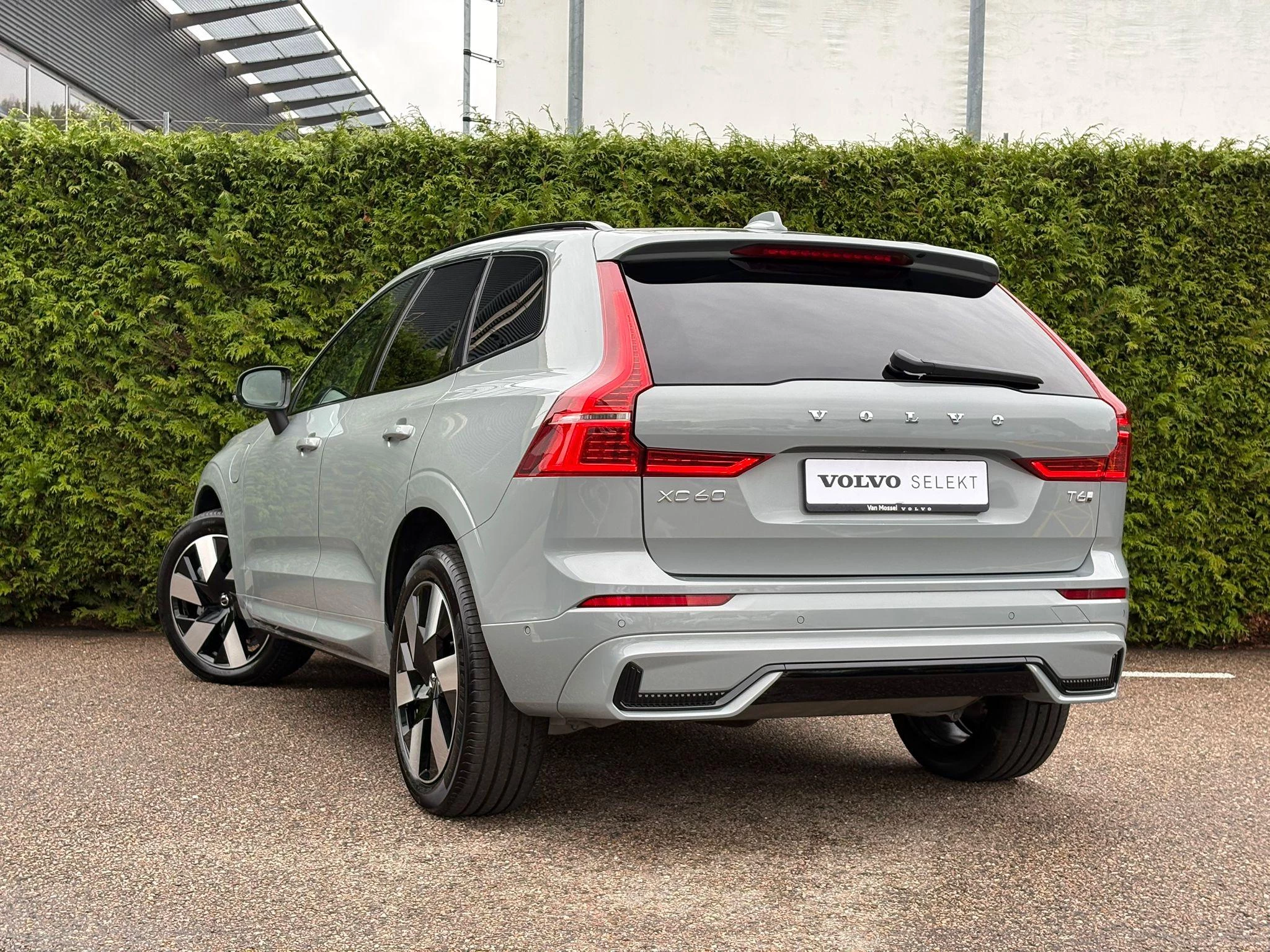 Volvo-XC60-image-1