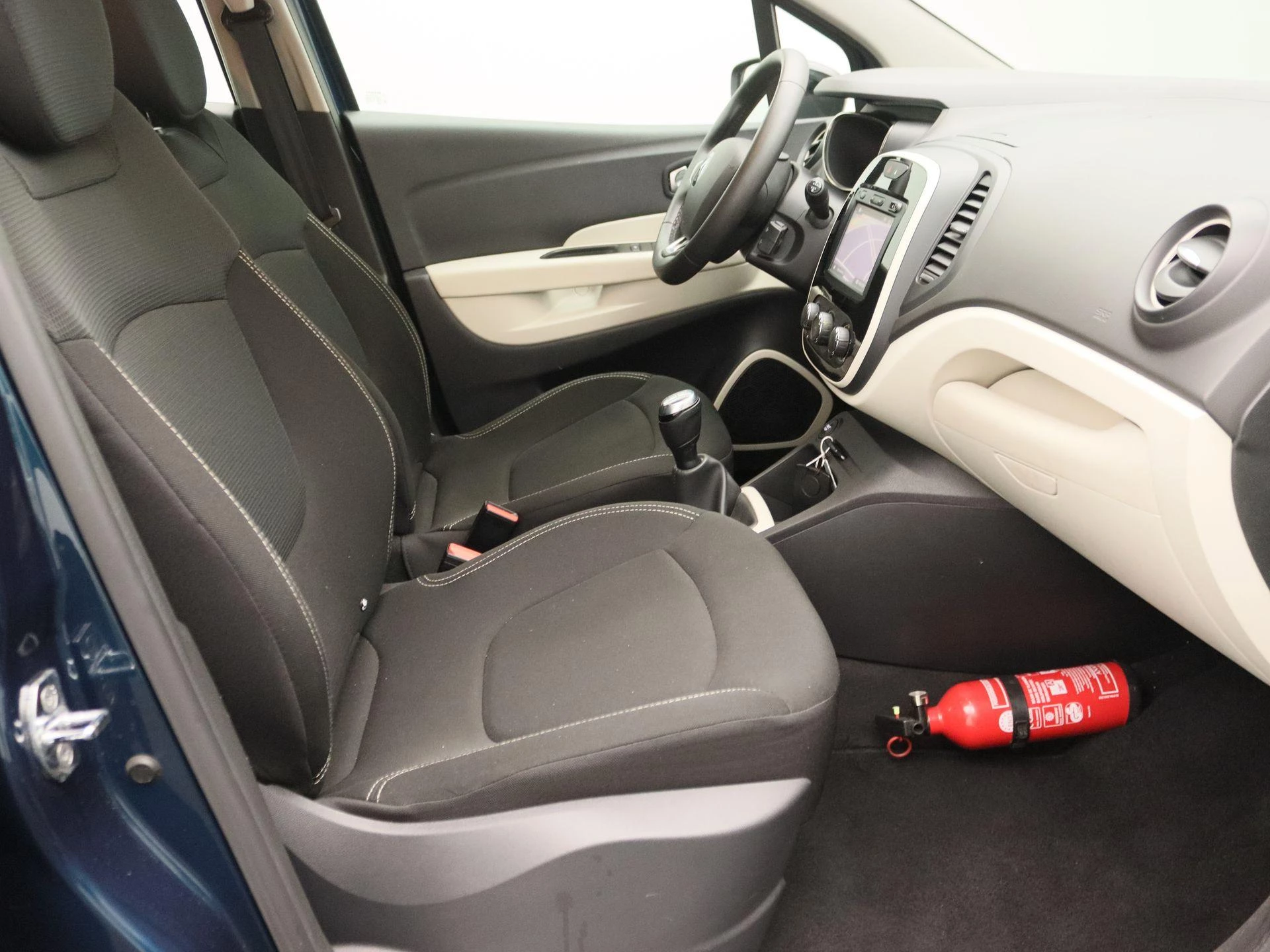 Renault-Captur-image-21