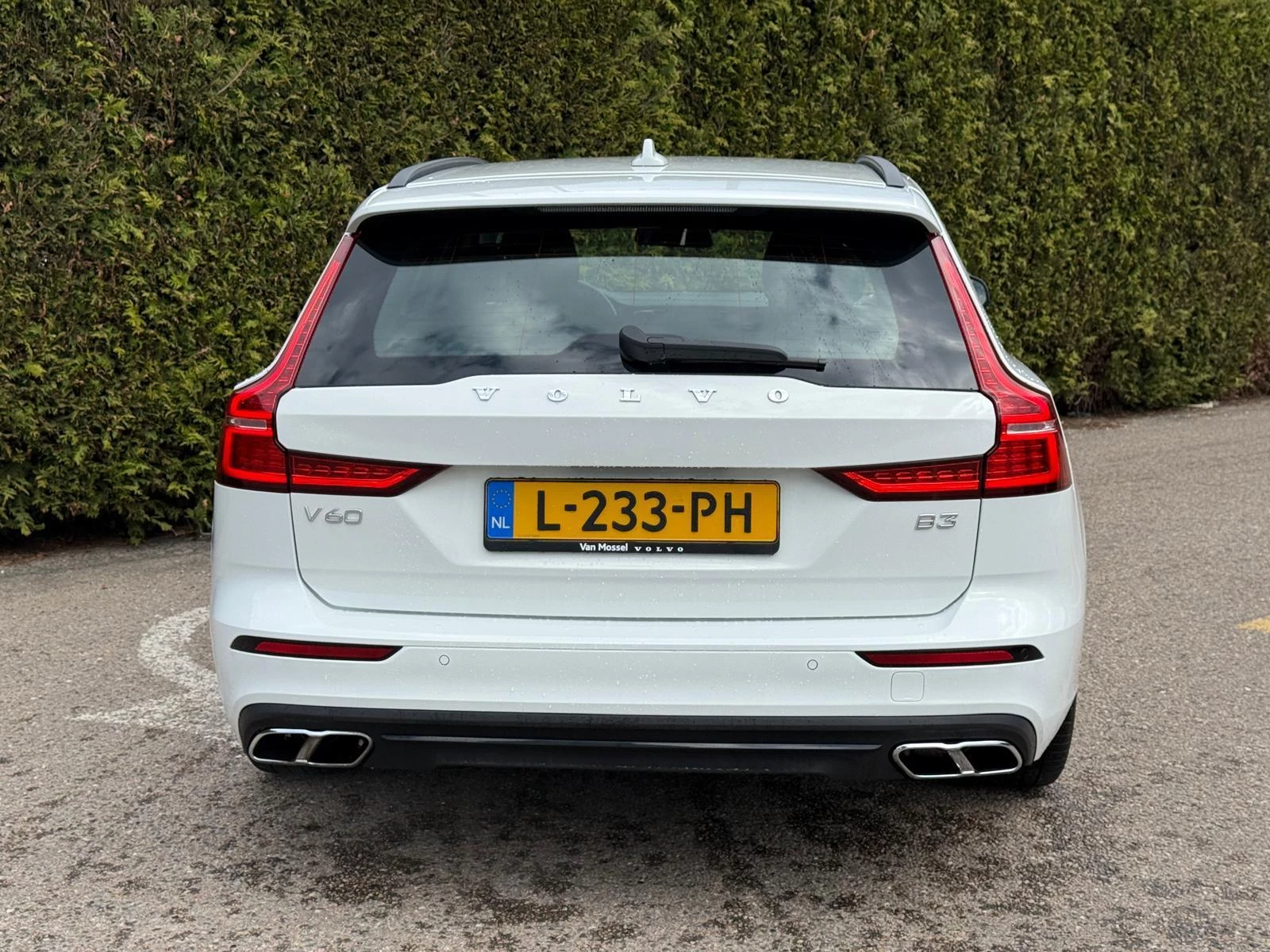 Volvo V60 B3 Momentum Advantage