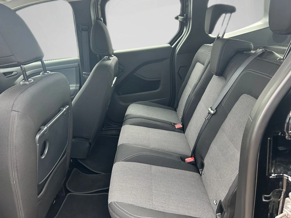 Mercedes-Benz-Citan 112-image-9