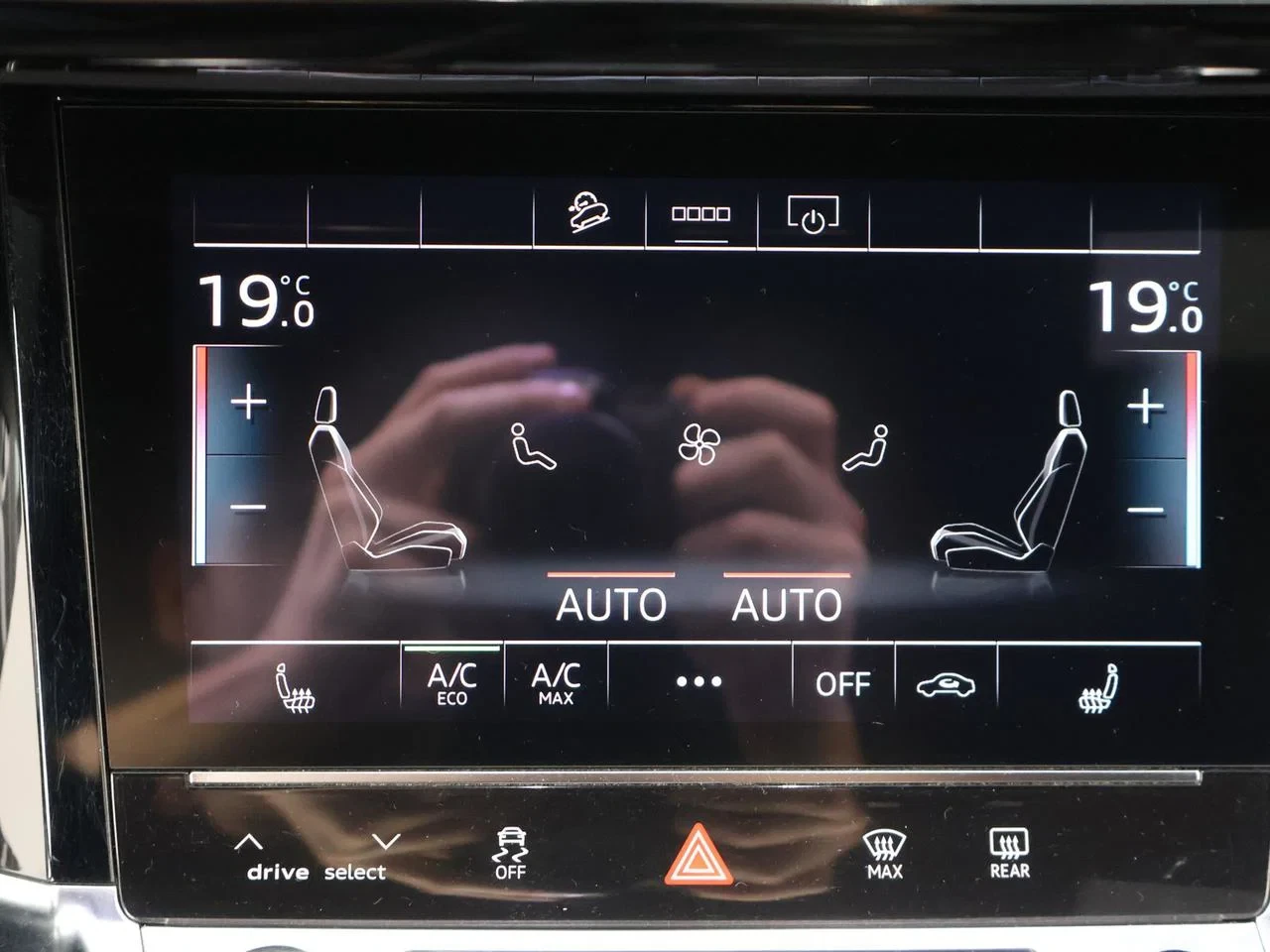 Audi-e-tron-image-17