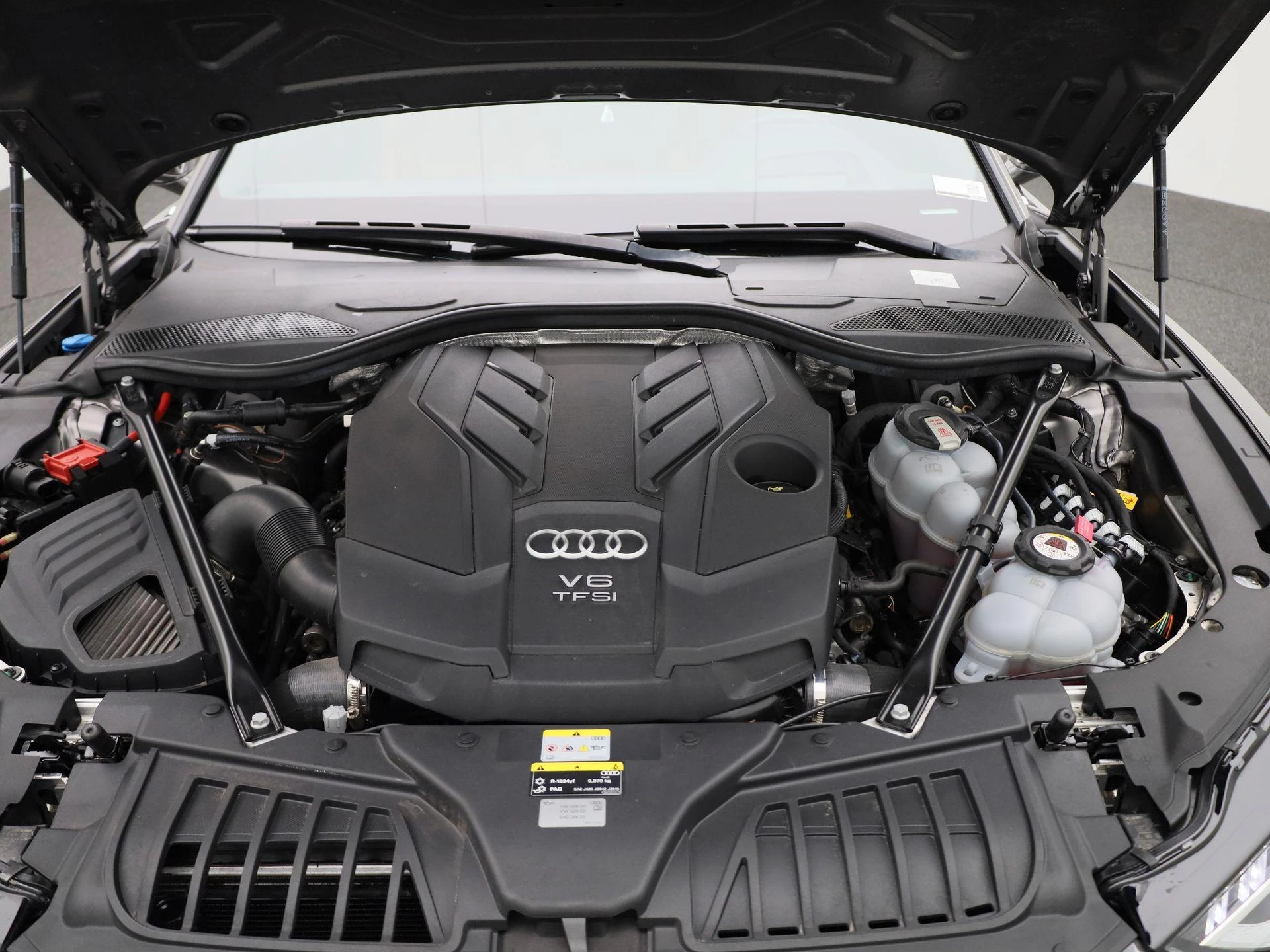 Audi A8 60 TFSI e quattro