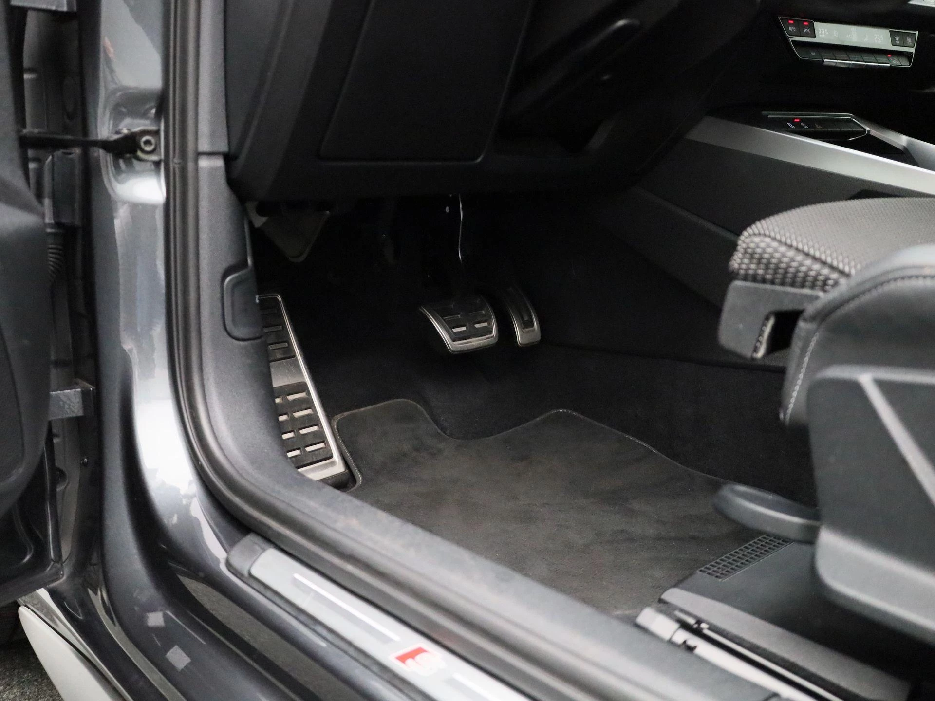 Audi A3 Sportback 30 TFSI S edition 110 PK