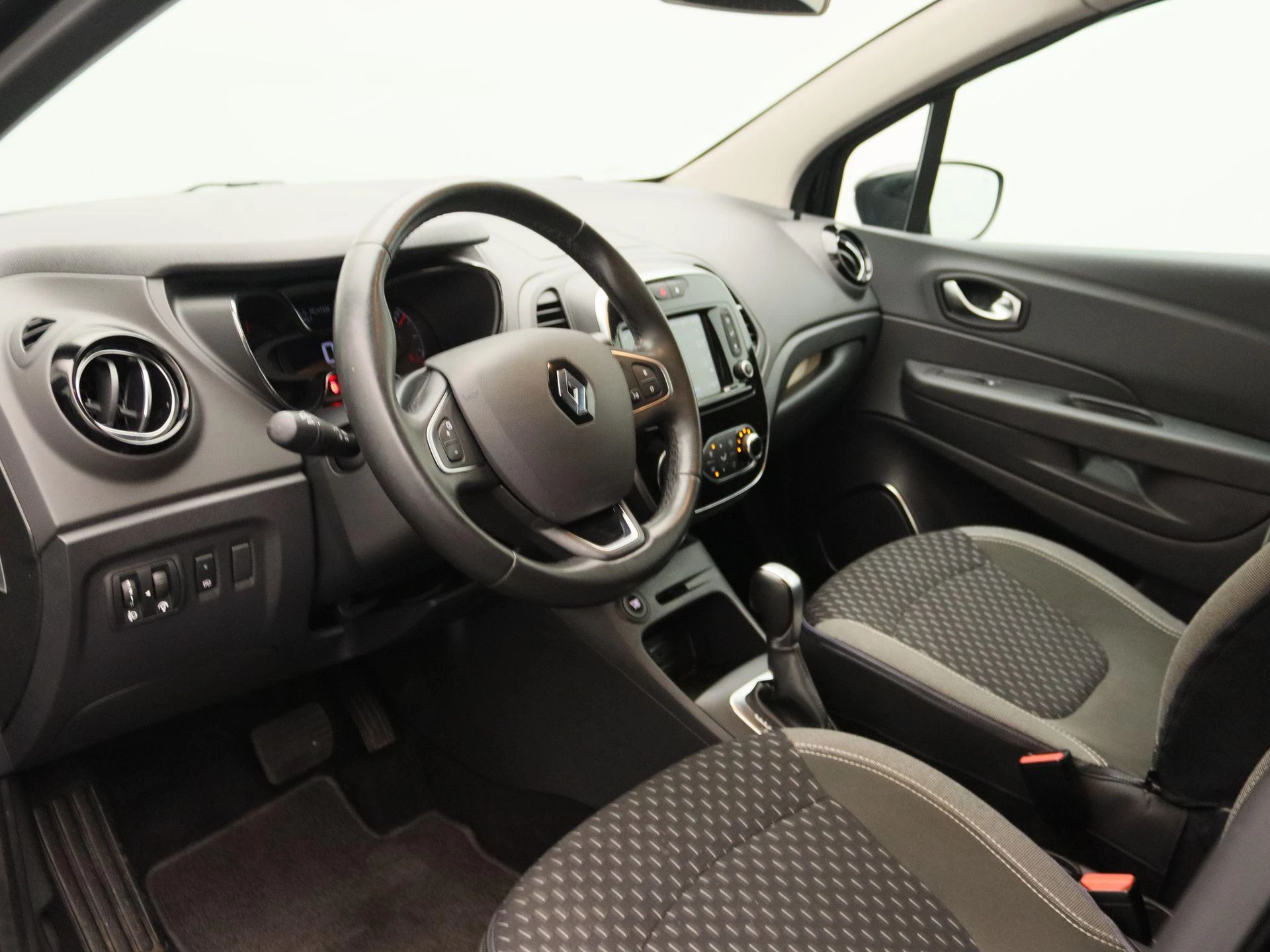 Renault Captur TCe 150 EDC Automaat Intens