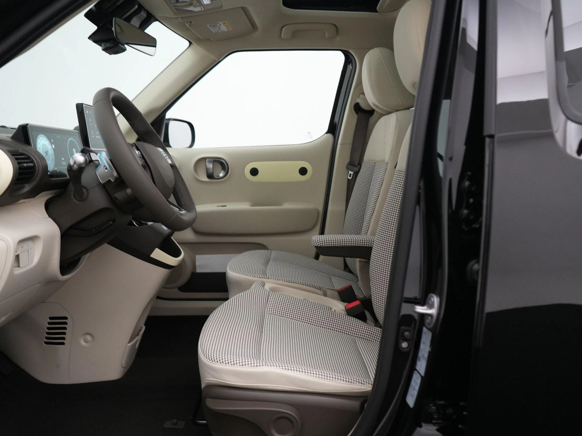 Hyundai-Inster-image-33