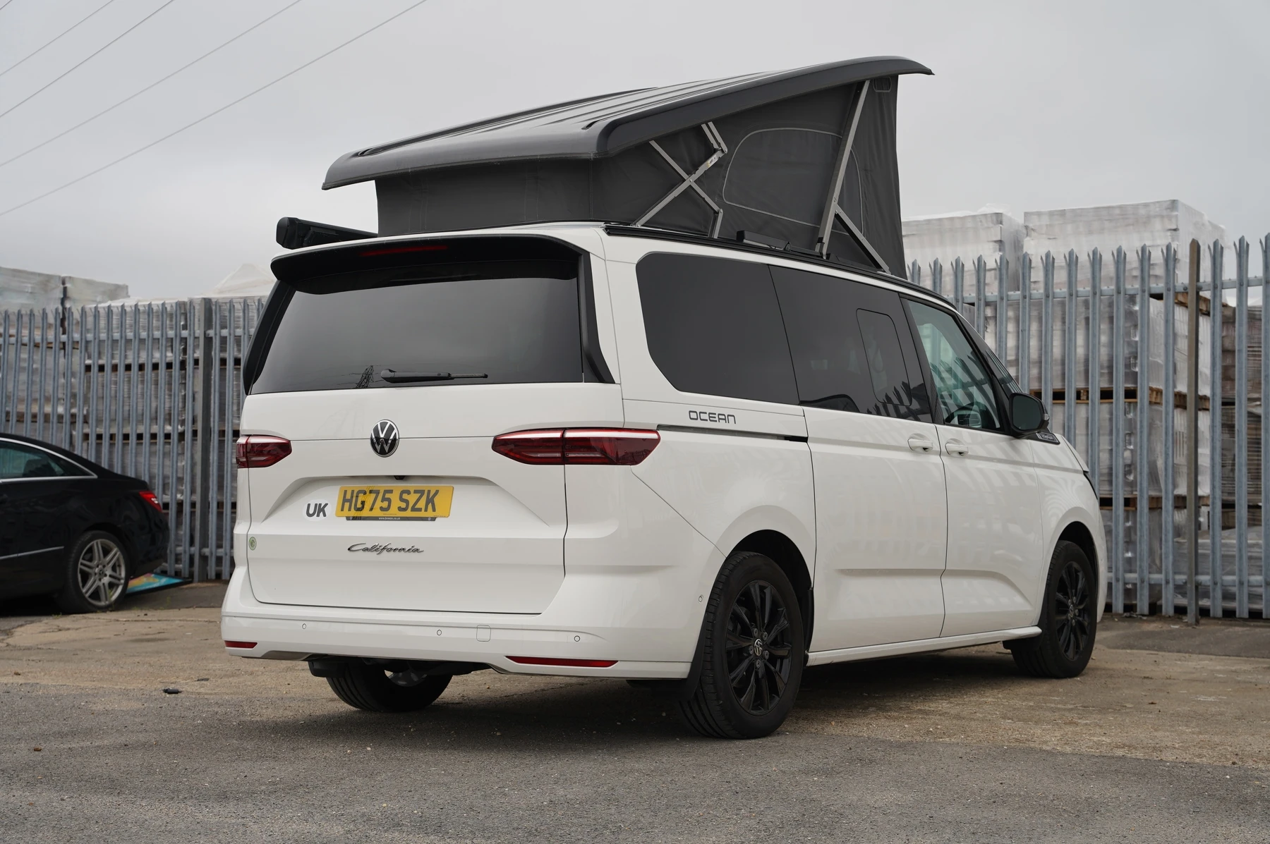 Volkswagen-California-image-15