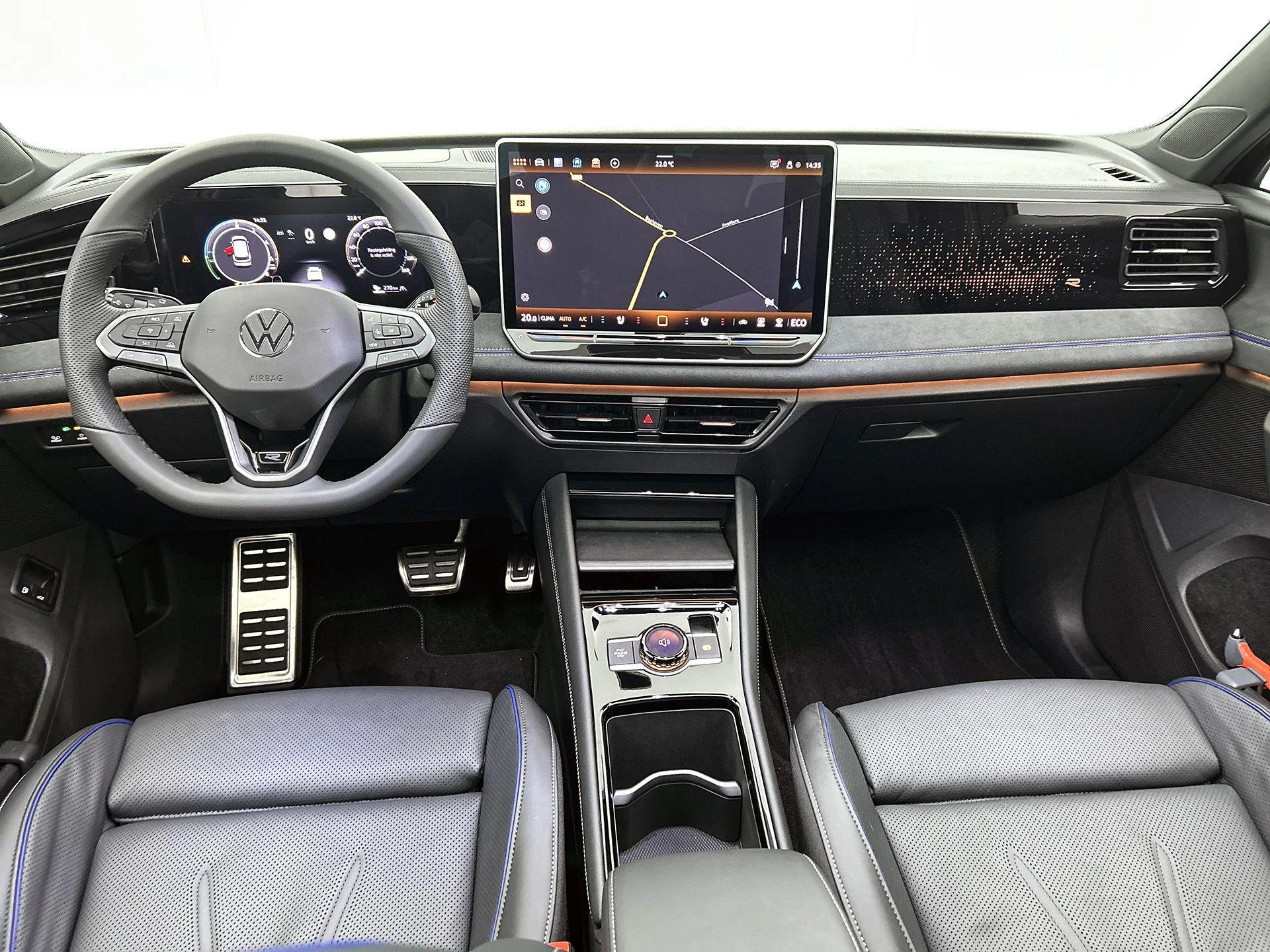 Volkswagen-Tiguan-image-21