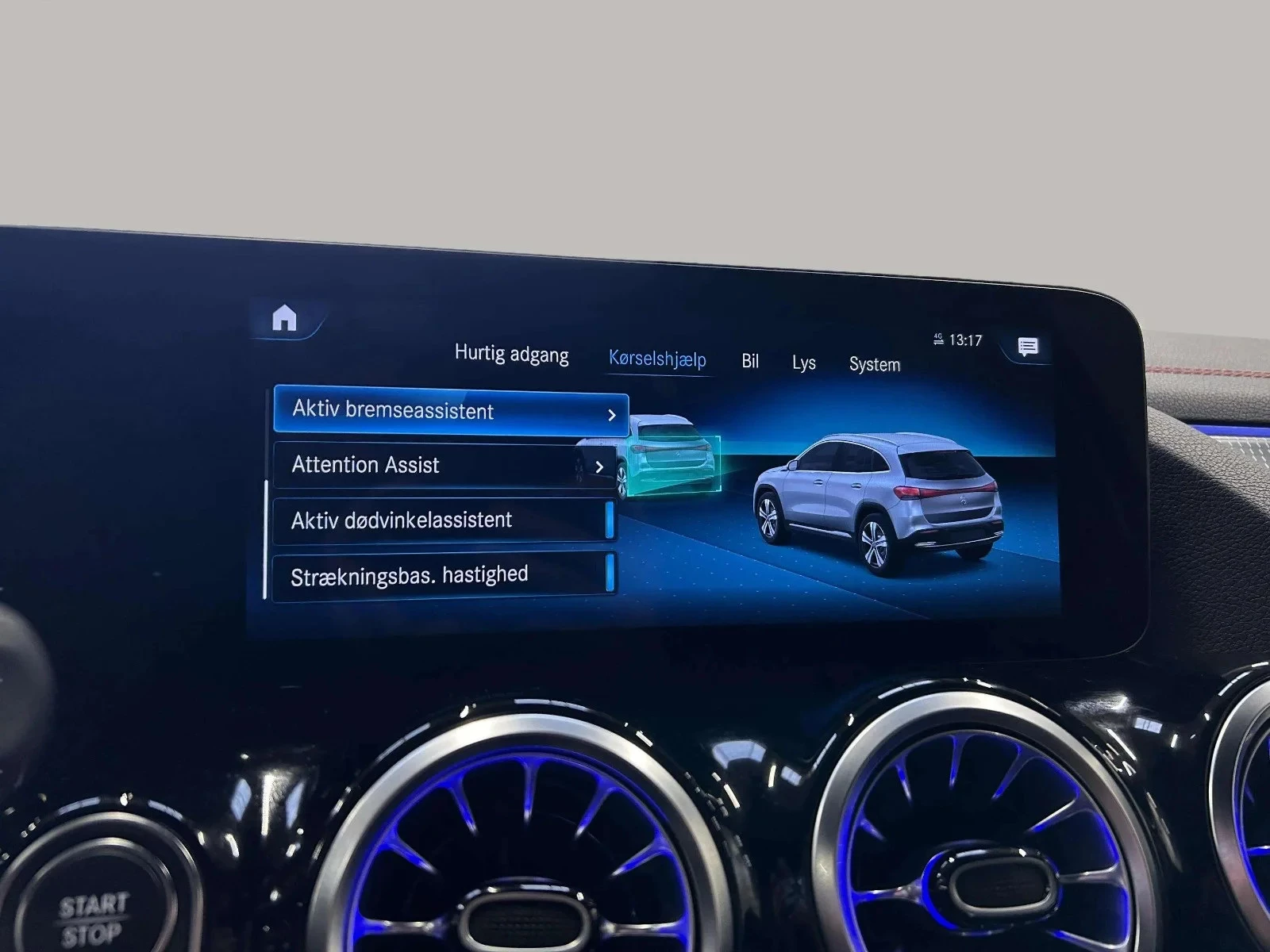 Mercedes-Benz-EQA-image-21