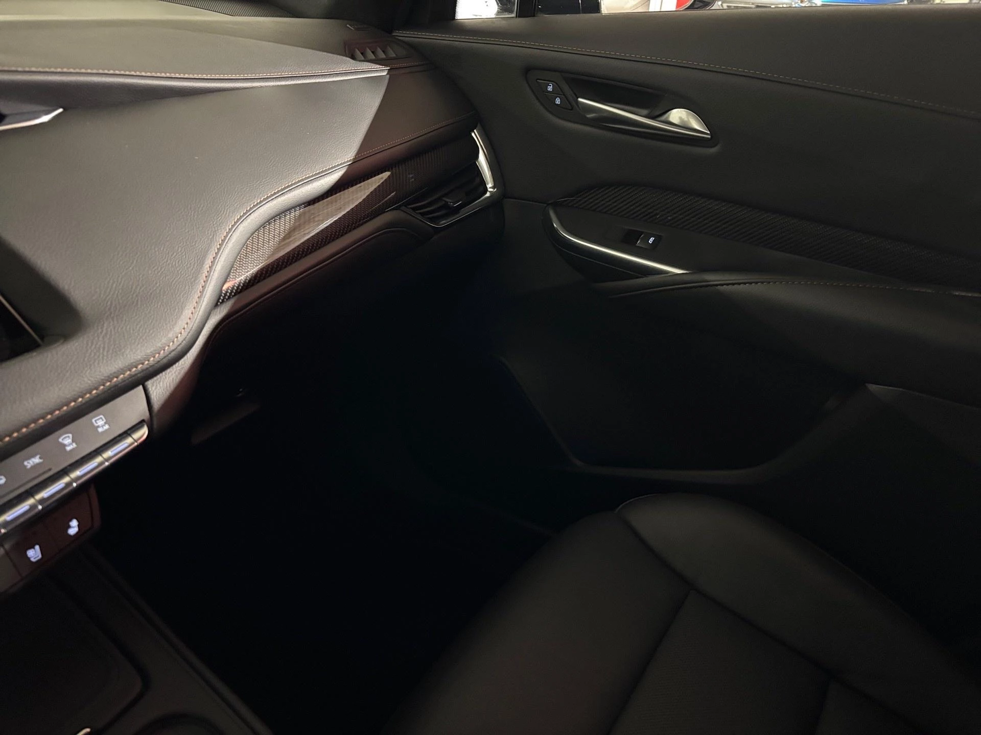 Cadillac-XT4-image-8