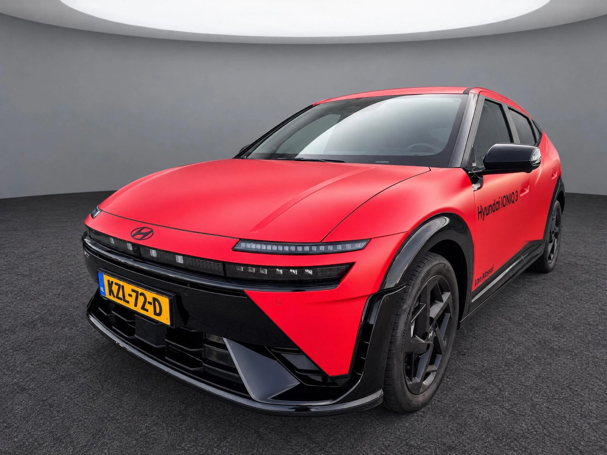 Hyundai-IONIQ 3-image-2