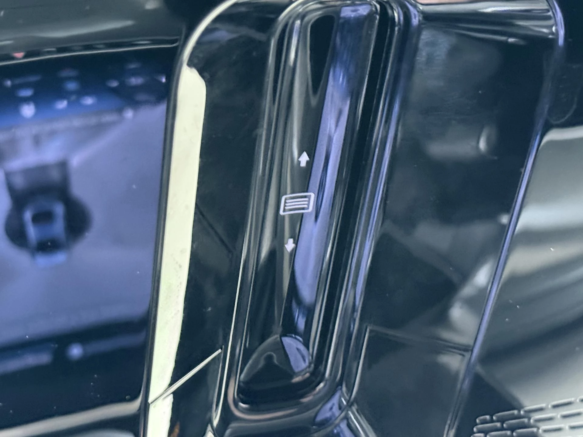 Mercedes-Benz-GLC-image-22