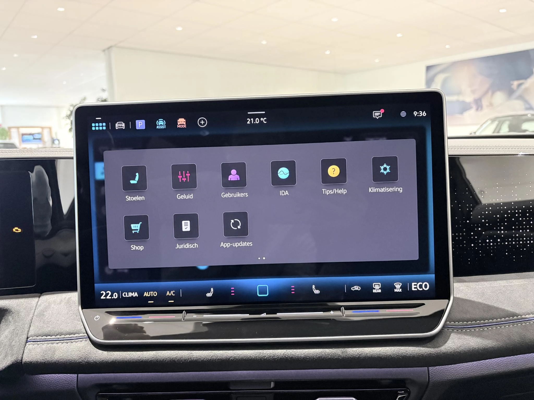 Volkswagen-Tiguan-image-21