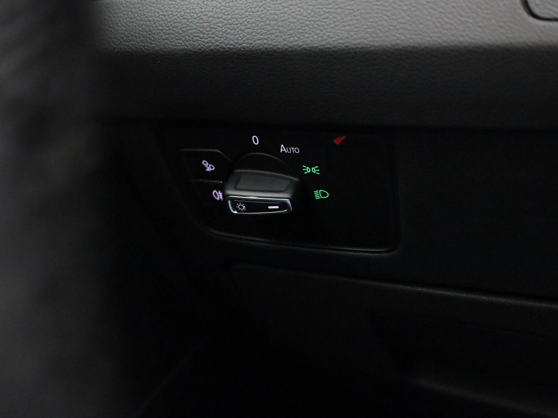 Volkswagen-Arteon-image-33