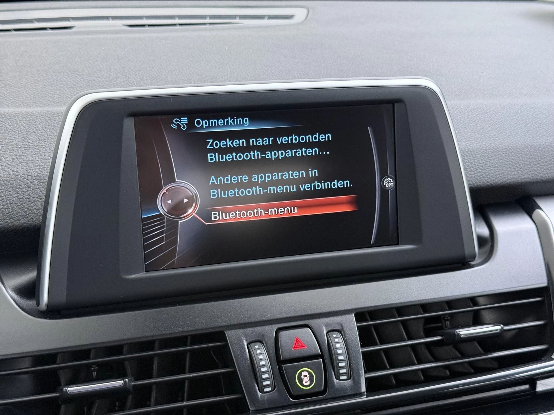 BMW-2 Serie-image-14